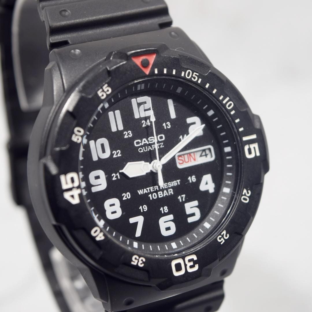 Excellent condition CASIO Standard Cheap Casio MRW-200H From Japan