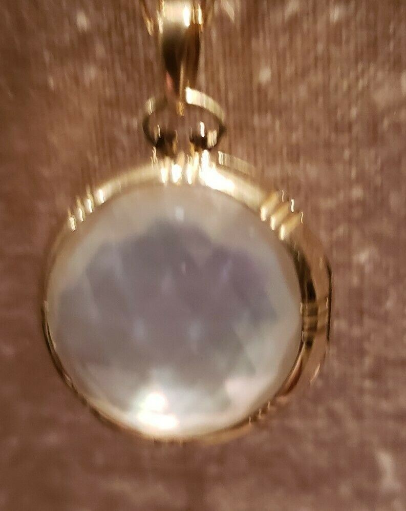 Monica Rich Kosann Mother Of Pearl 18k Gold Locket On 30 inch chain