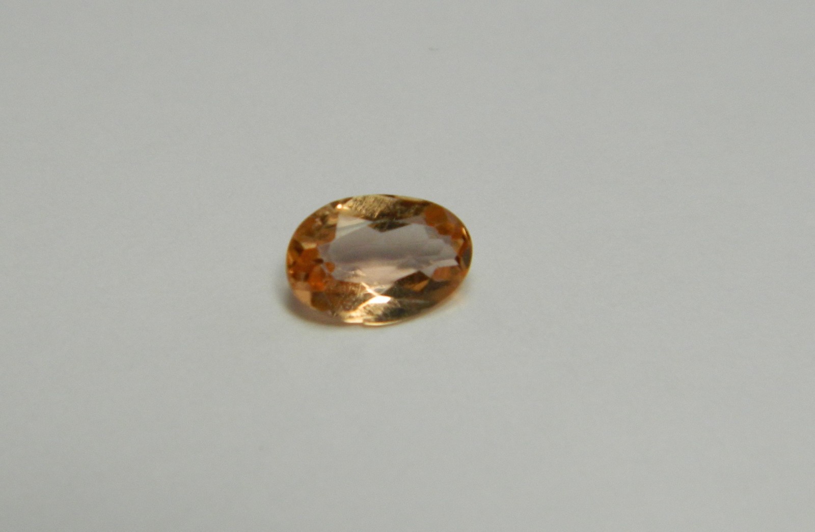 Imperial Topaz 0.47 Ct Clarity IF Oval Cut Natural Golden Brazil I029