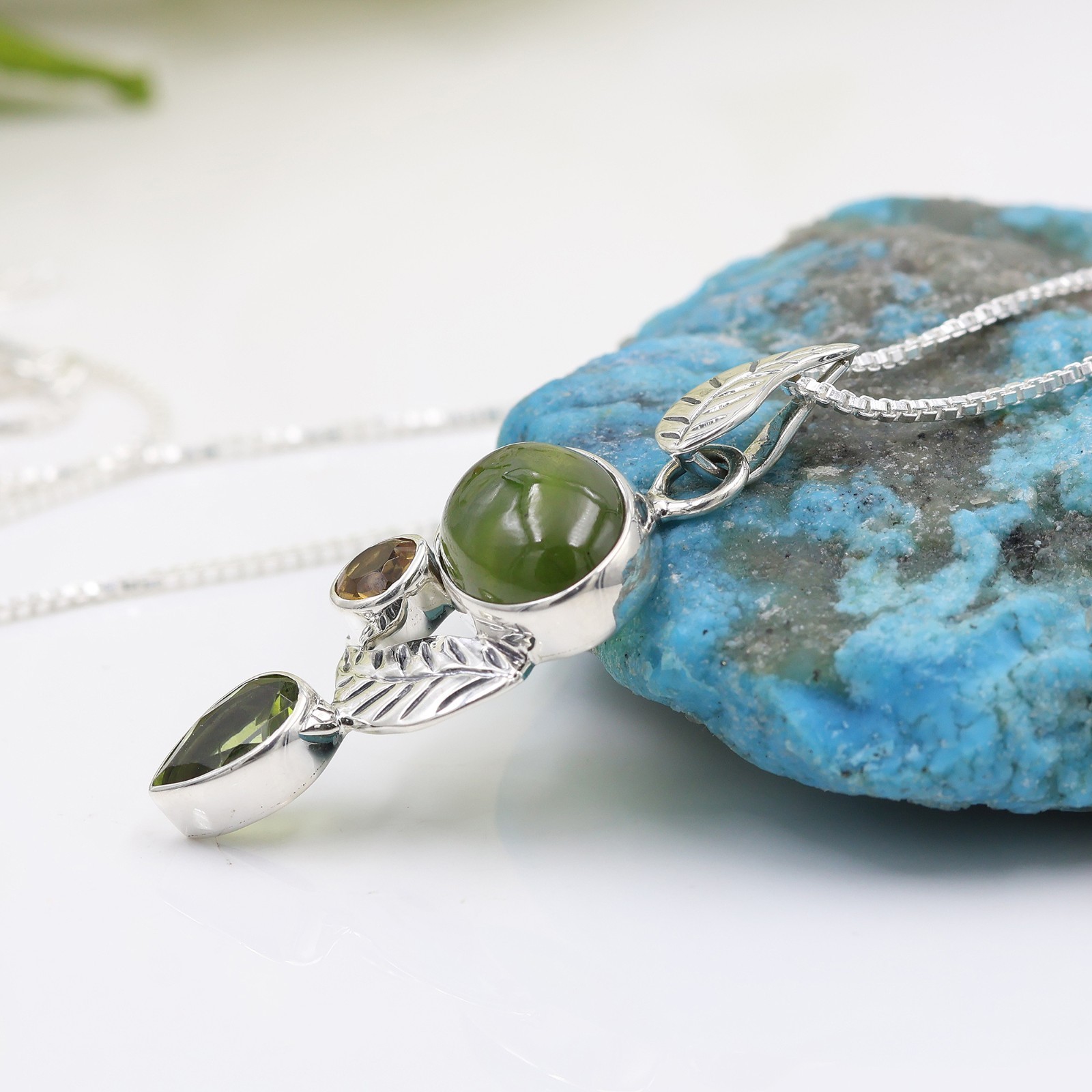 Peridot Leaf Necklace 925 Sterling Silver Gemstone Pendant for Women Gift