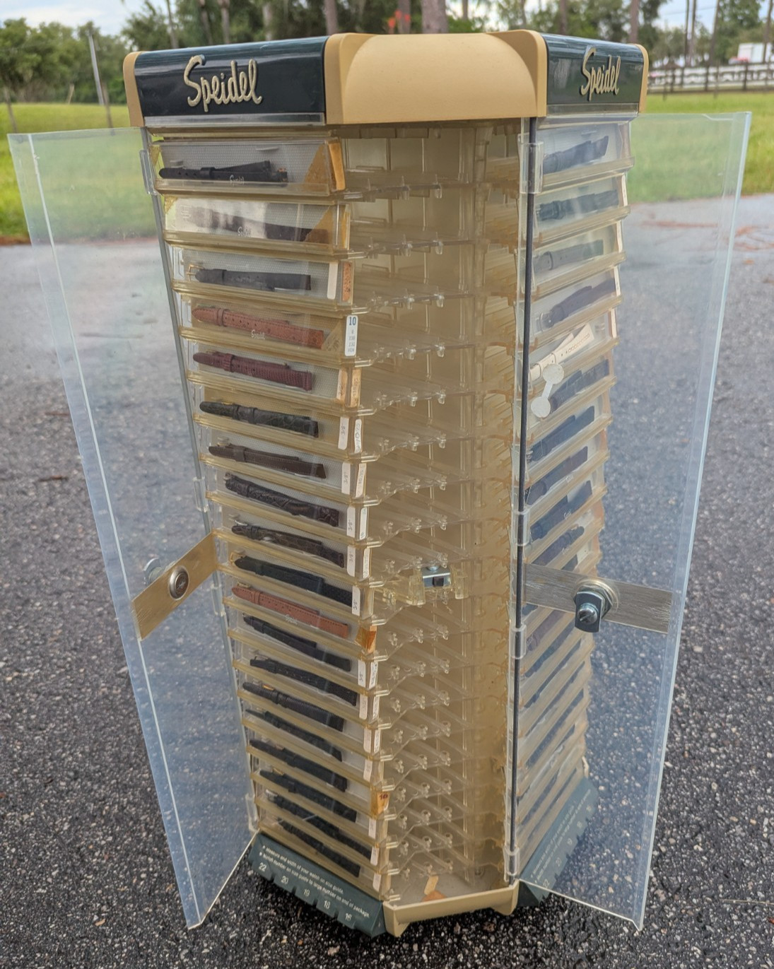 Speidel Plastic Display Case Rack Rotating Countertop for Watchbands – READ