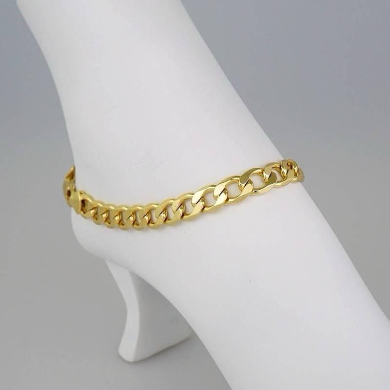 Gold Tone Curb Link Chain Bracelet, Lobster Clasp Closure, No Stone