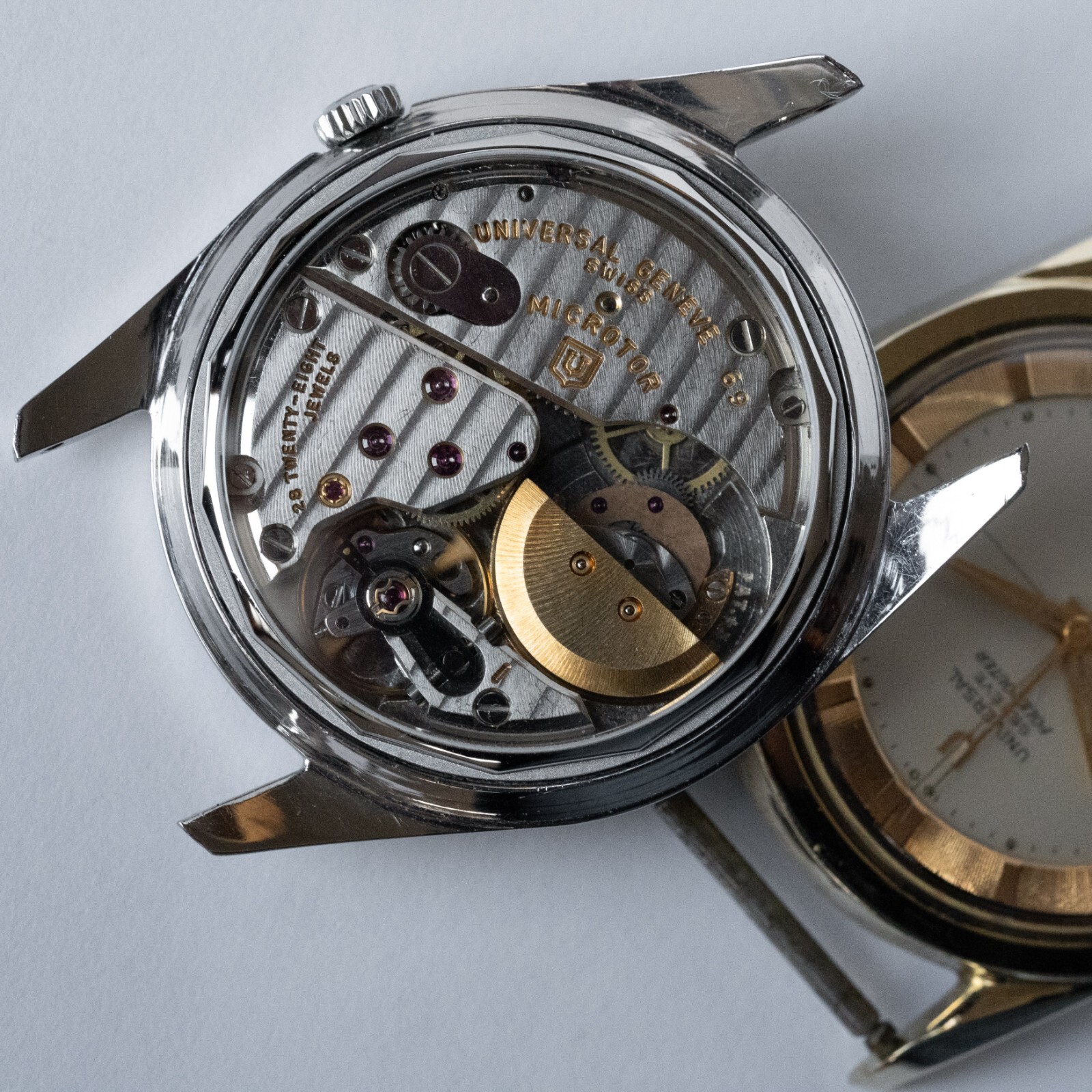 Universal Genève Polerouter Sapphire Exhibition Caseback