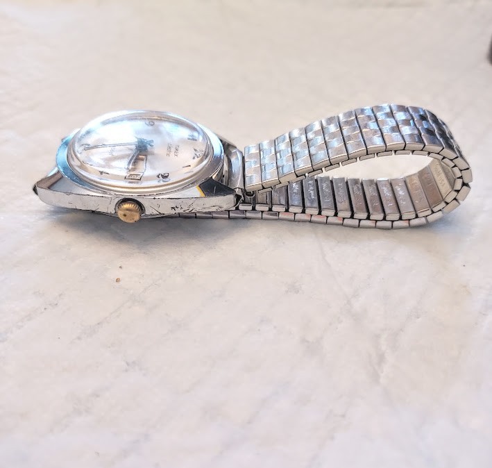 Vintage Timex Electric Dynabeat Mens Watch All Silver Tone With Day-Date SS Band