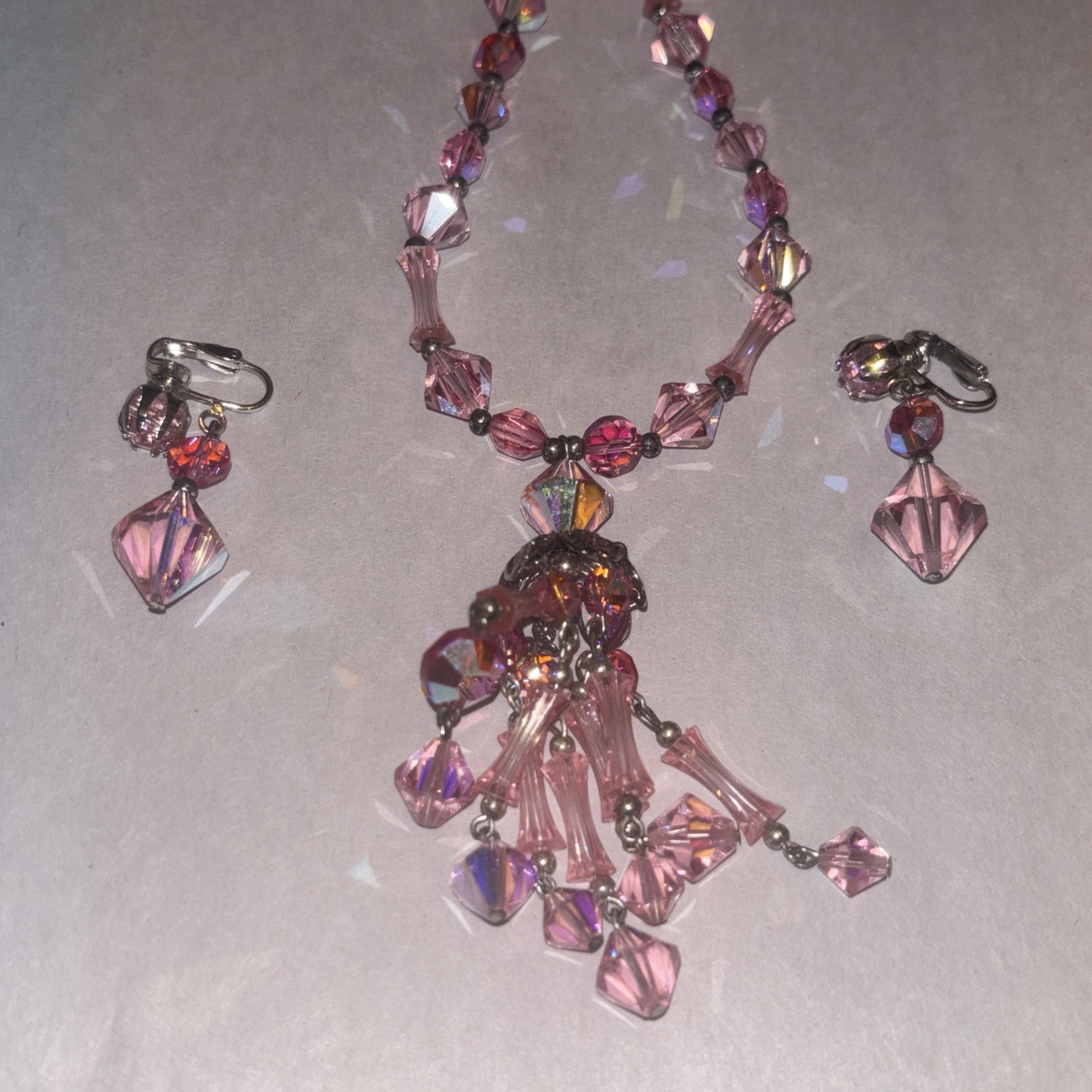 VTG Pink AB light refracting chandelier Necklace w matching Earrings Set
