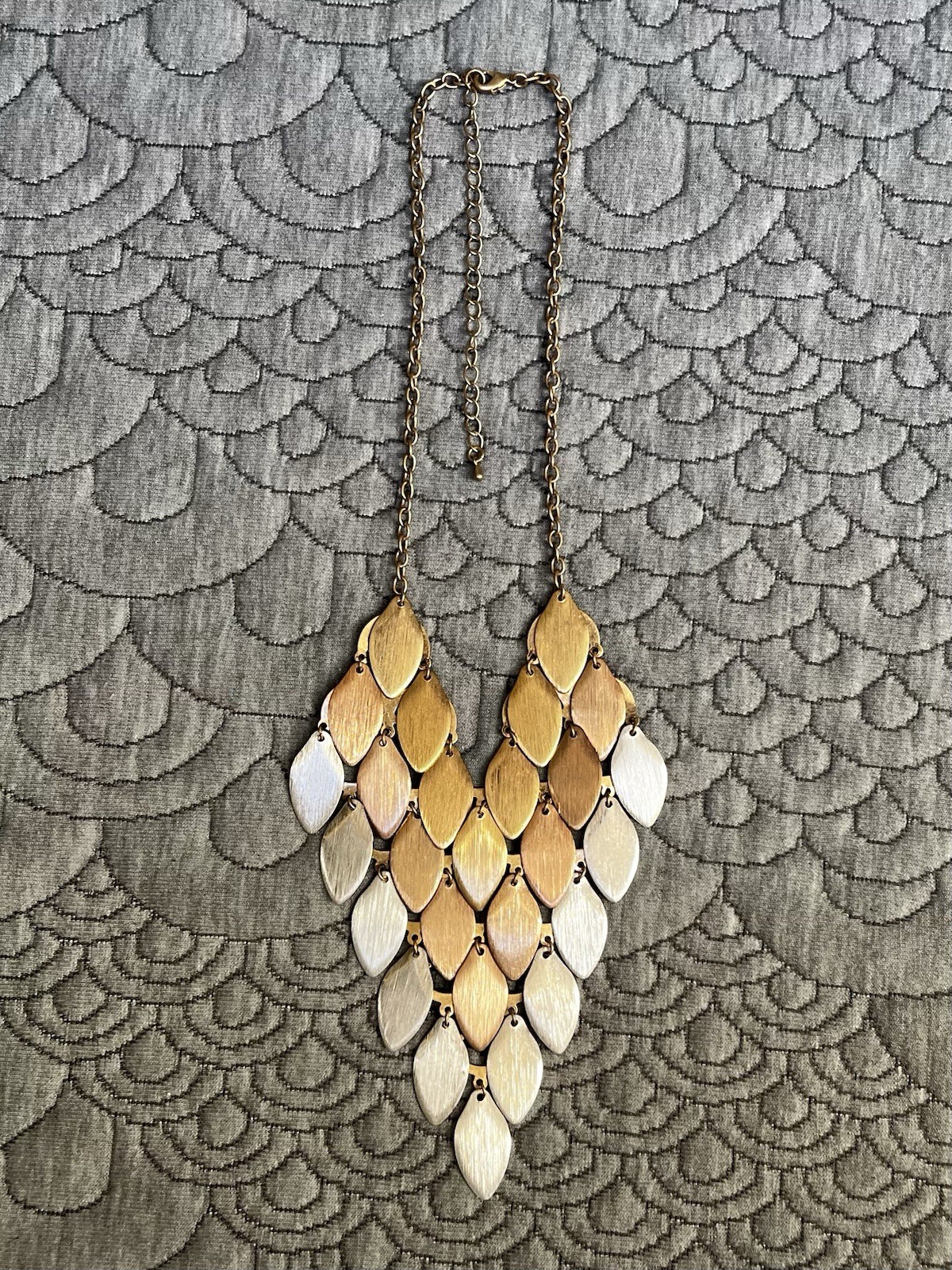 Tri-Tone Necklace Brushed Satin Gold/Copper/Silver Adjustable Chain!! V-Shape