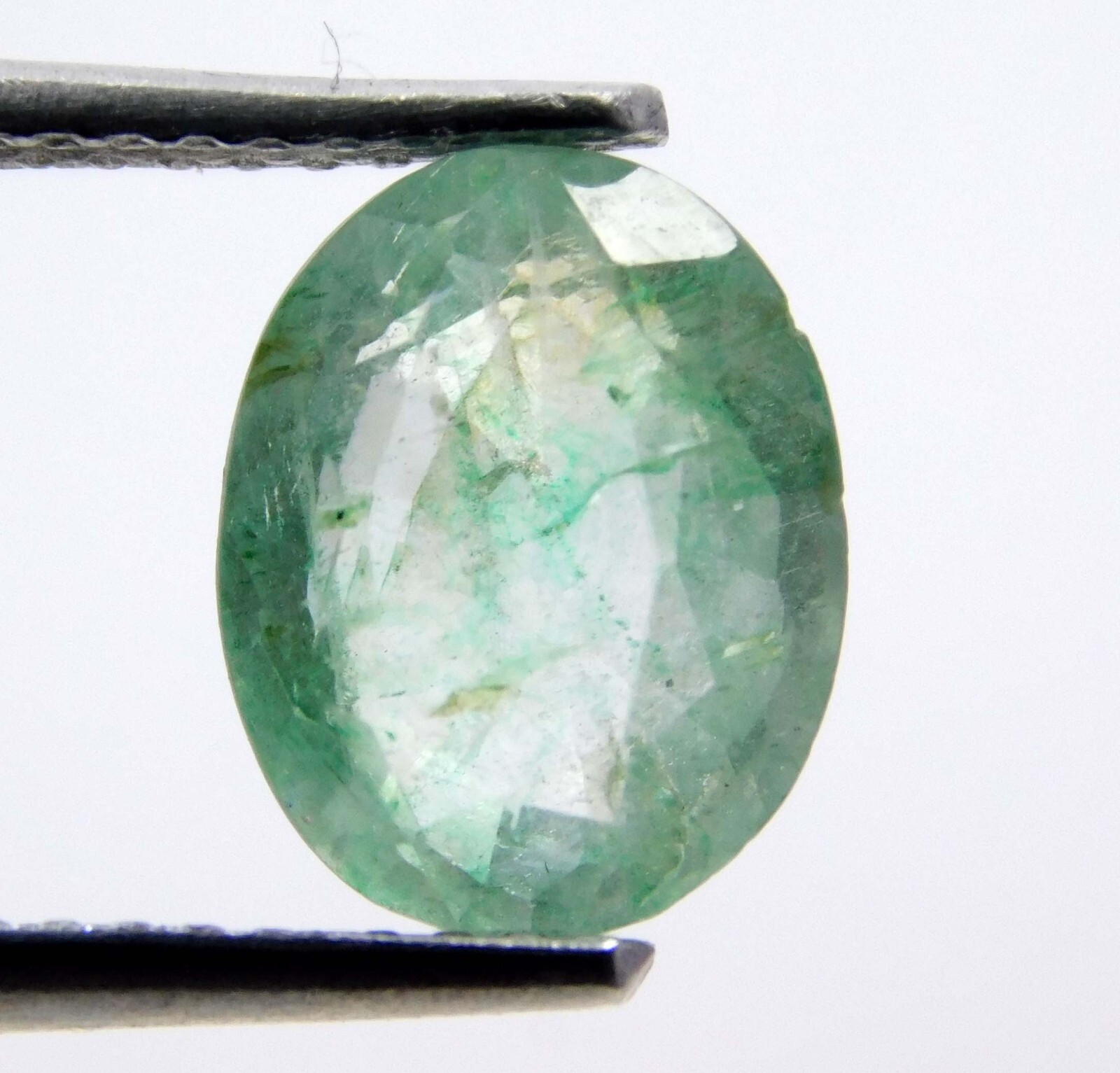 1.90 Ct Natural Green Emerald – Certified Untreated Zambian Loose Oval Gemstone