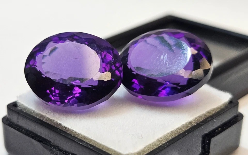 Oval Cut Pair Natural Amethyst 22-23 Ct Loose Gemstone For Making Earing