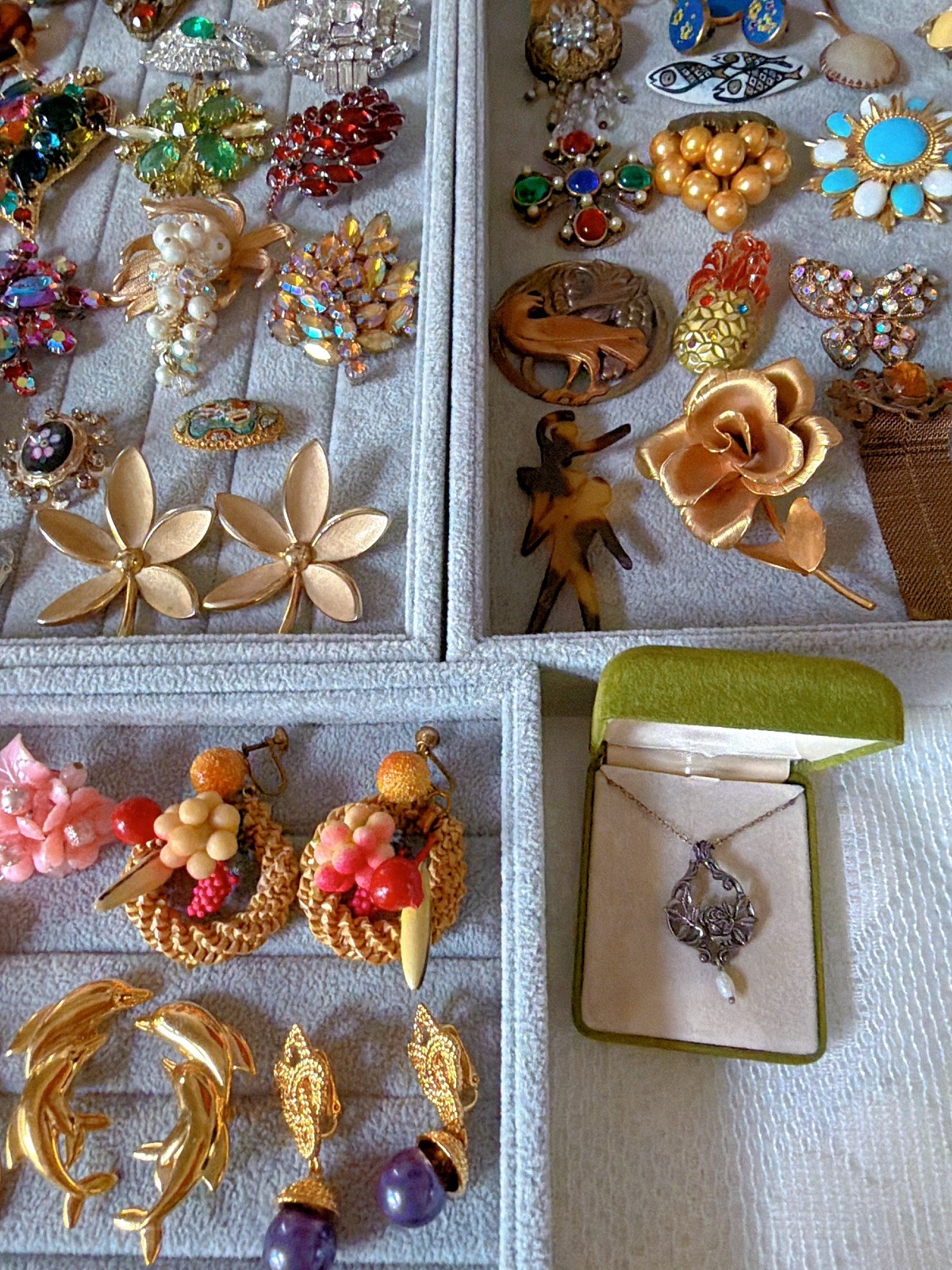 Exquisite Vintage High End Jewelry Lot 114 Juliana Vrba Miriam Haskell& More