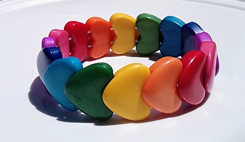 Rare Mod retro 1980s Vintage stretch Interlocking heart bracelet Y2k Rainbow