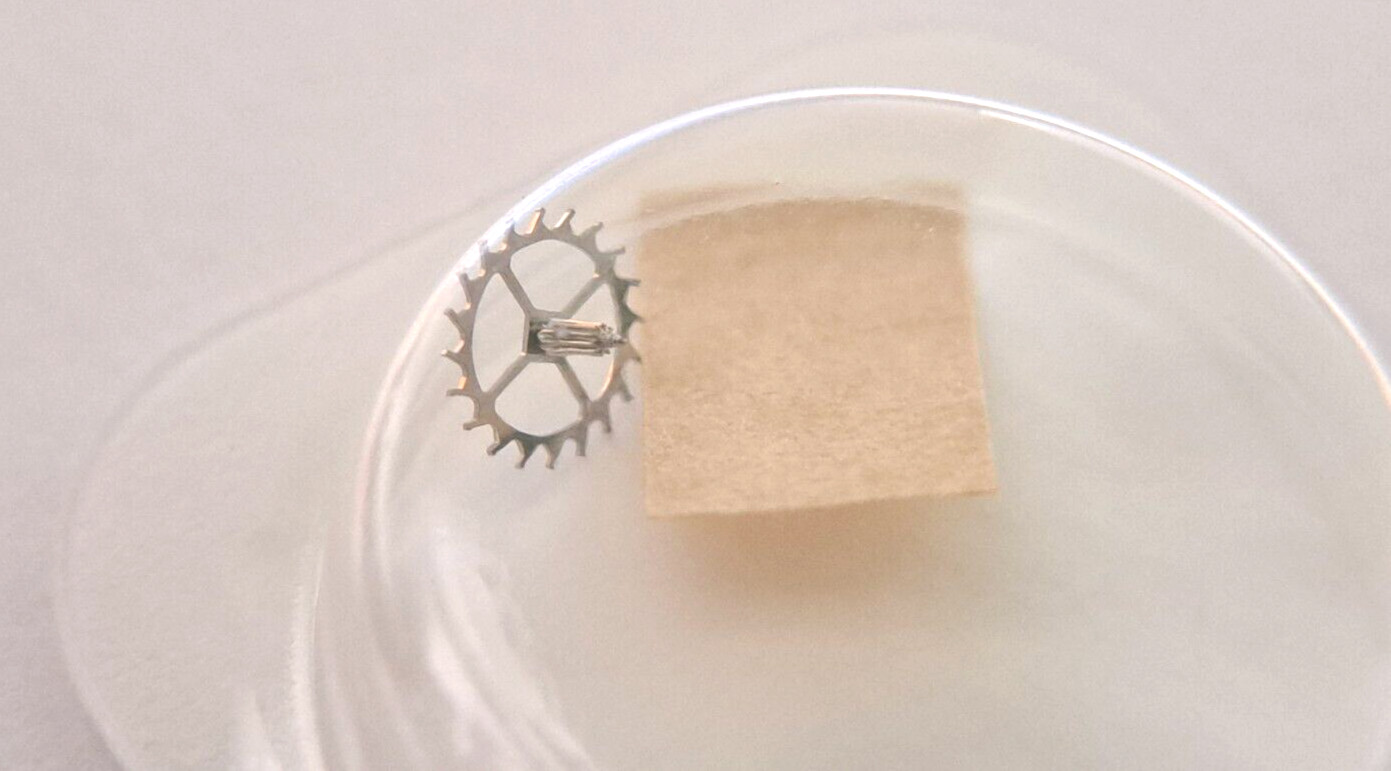 original Rolex 3130-410-Y1 ESCAPE WHEEL New Authentic Genuine Factory Sealed