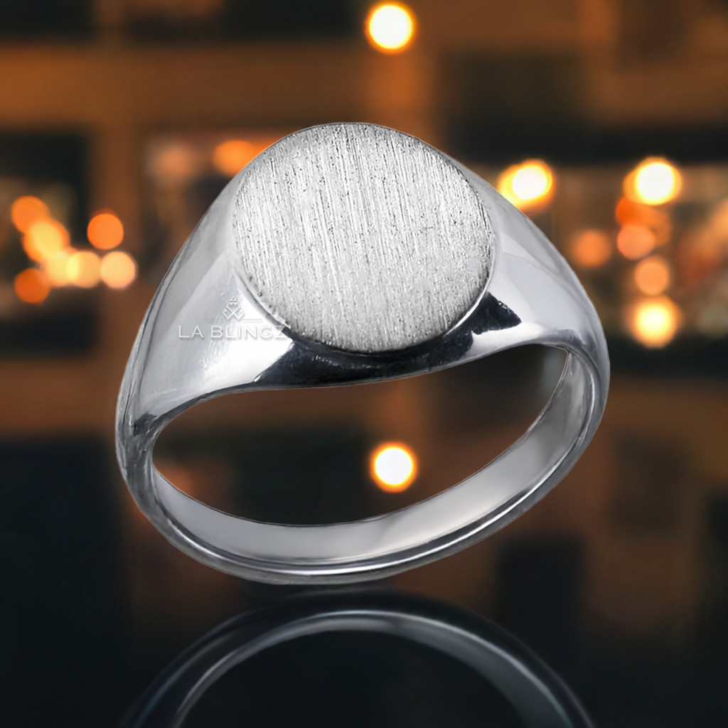Sterling Silver Oval Brushed Signet Ring – Classic Polished 925 Silver Ring
