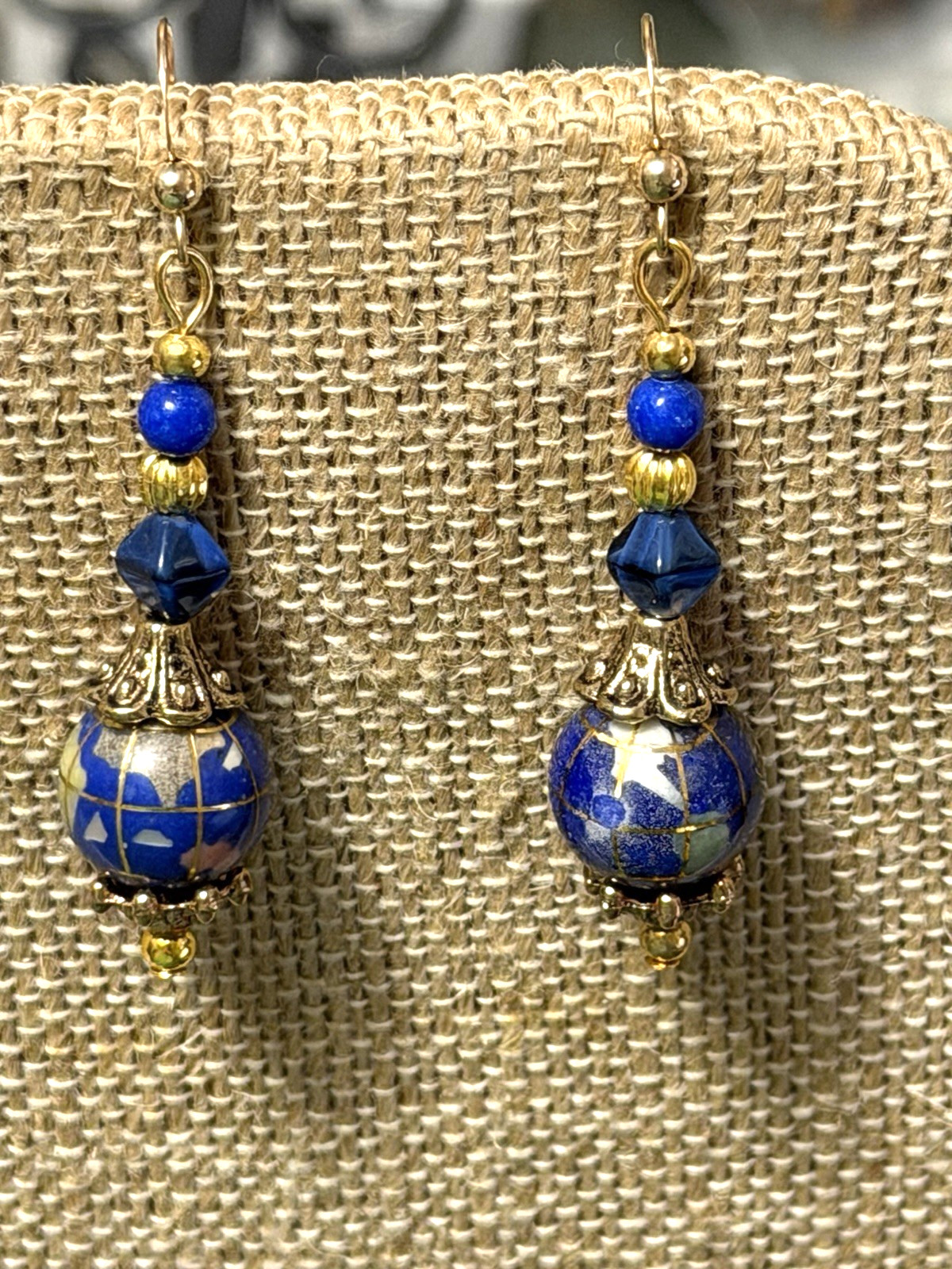 NEW ITEM*VTG. 12MM BLUE LAPIS GEMSTONE INTARSIA GLOBE EARRINGS-14K EAR WIRES-NEW