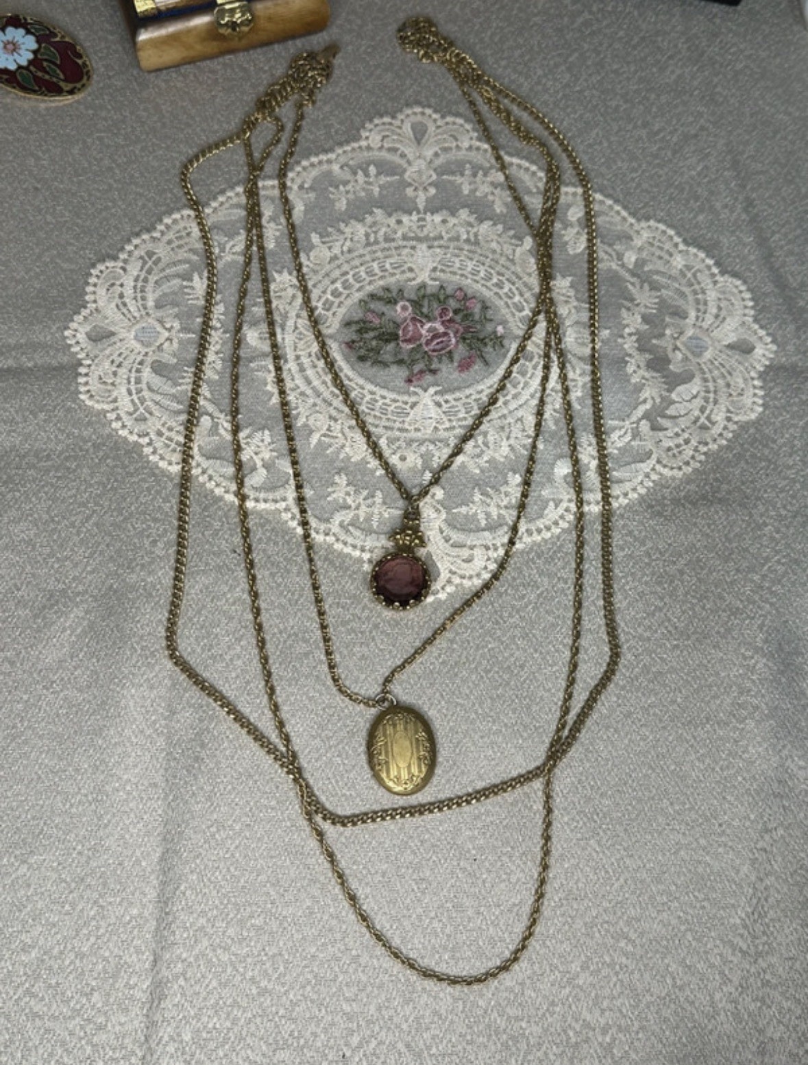 Vintage Goldette Intaglio Cameo Multi-layered Locket Necklace