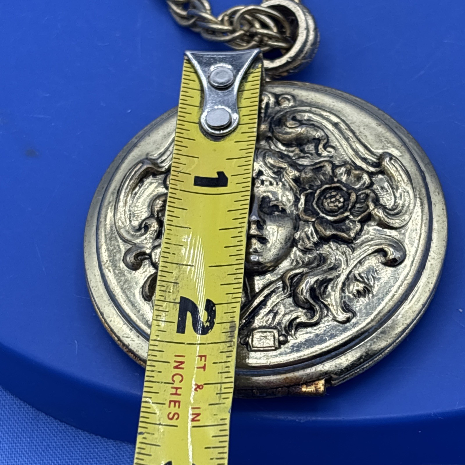 Vintage Whiting Davis Art Nouveau Lady Compact Locket Necklace 30” Gold Tone