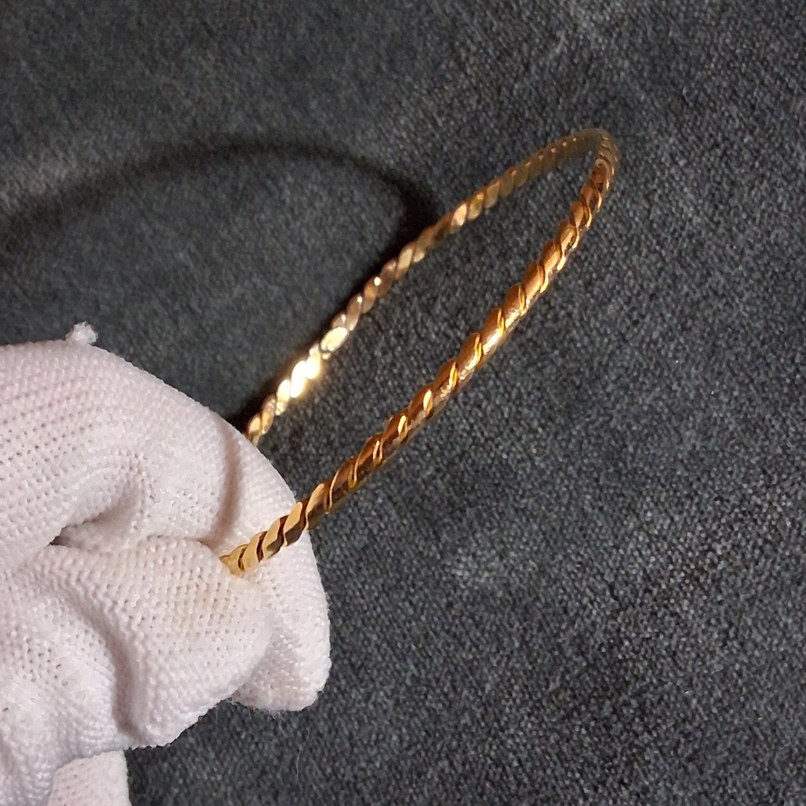 Vintage 1/20 12K Gold Filled Twisted Rope Bangle Bracelet BB Maker Mark 5.83g