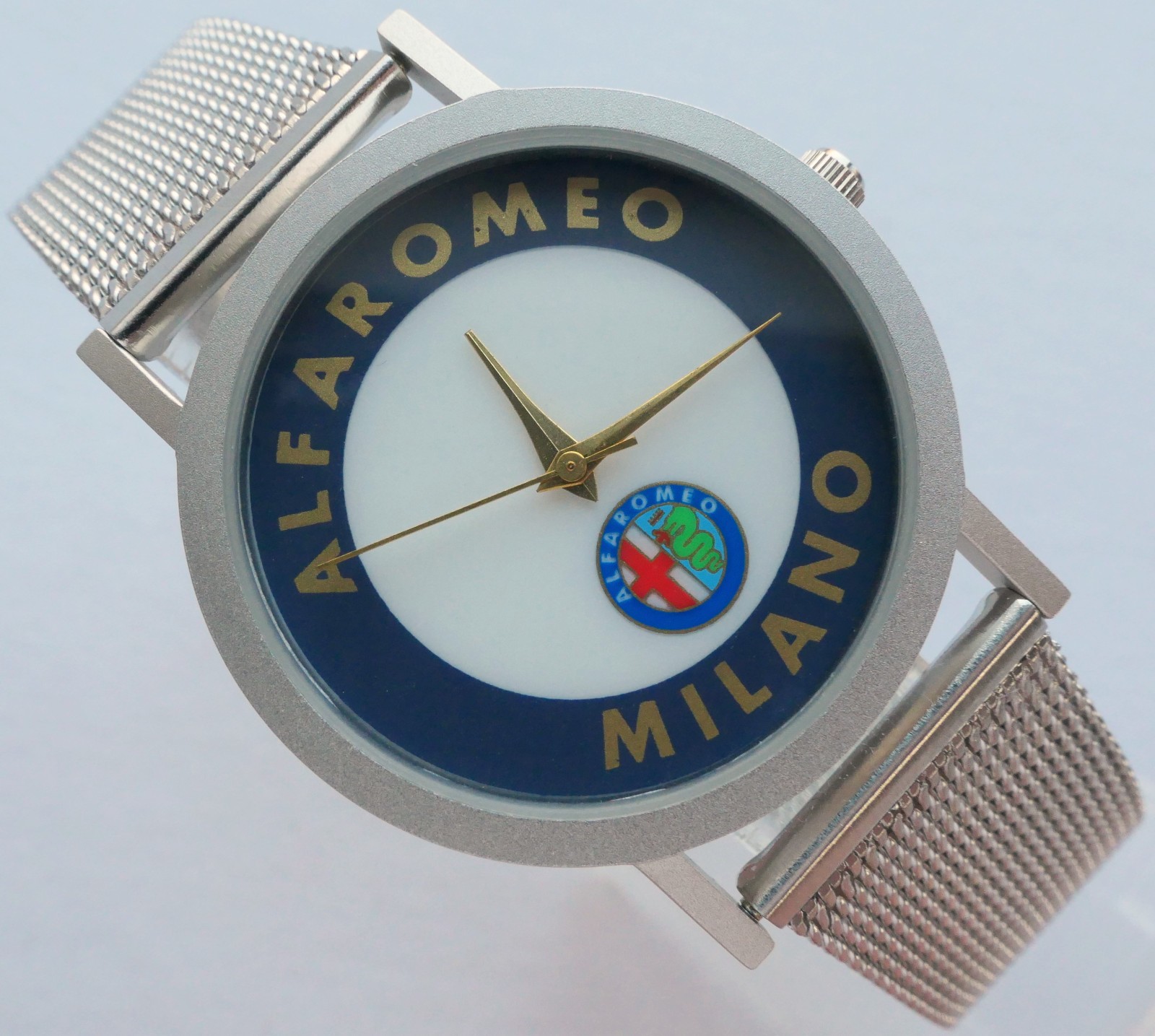 Alfa Romeo Milano Spider Classic Driver Pilot Racing Sport Car Accessory Watch