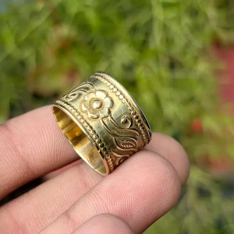 Handcrafted Flower Brass wide band Ring – Minimal Modern Everyday Jewelry