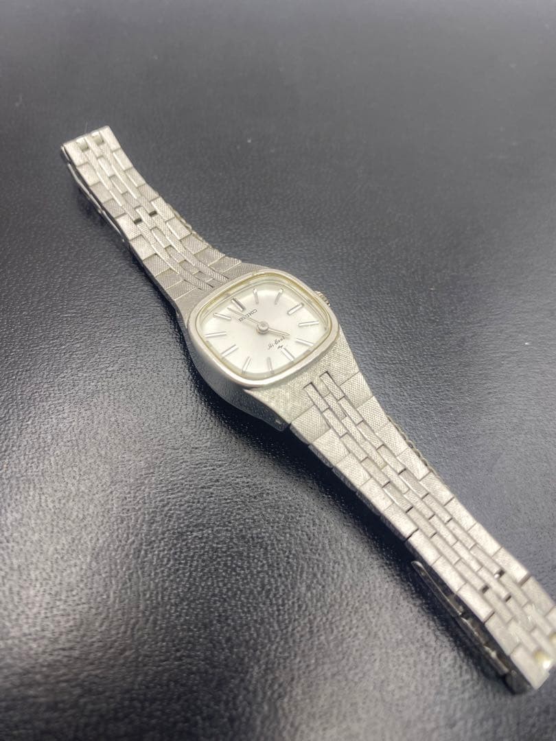 Seiko 1120-3060 Ladies’ Manual Winding Watch, Vintage, Working Condition