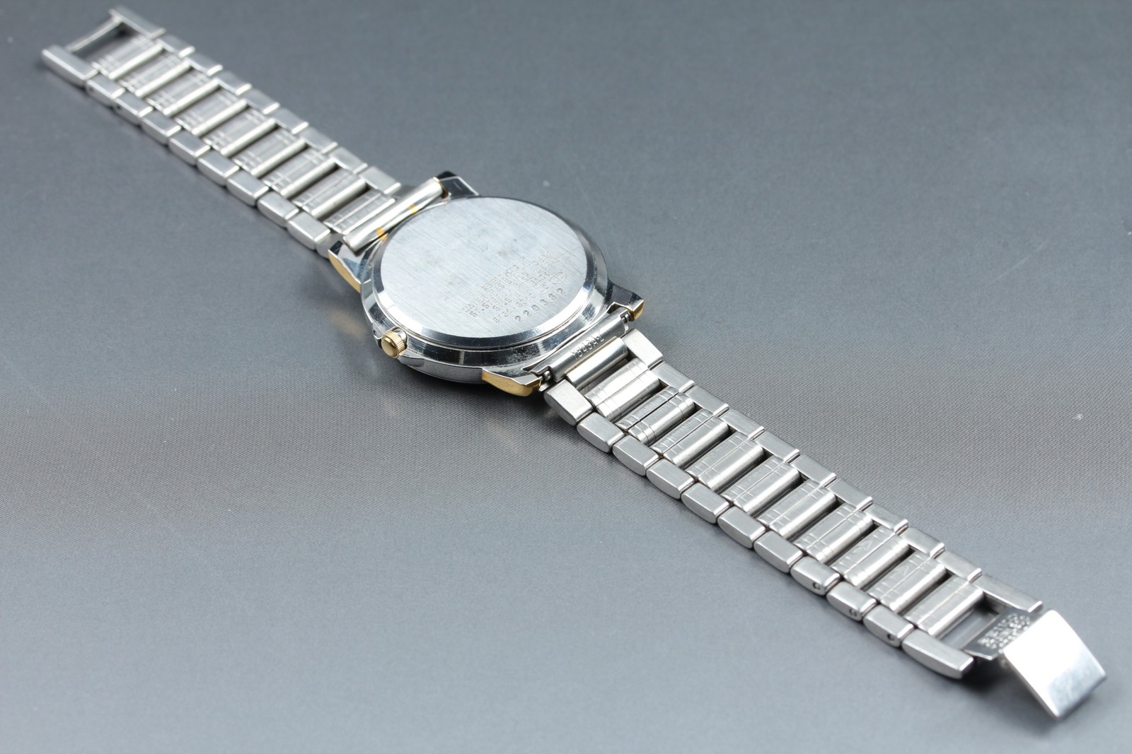 Vintage 1992 [Near MINT] Seiko Avenue 6F34-6040 Moon Phase Qz Mens Watch JAPAN