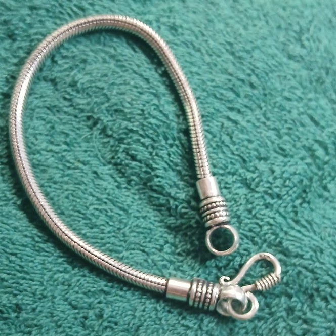 Handmade in India 9in snake chain S Hook solid 925 bracelet 26g weight 9in