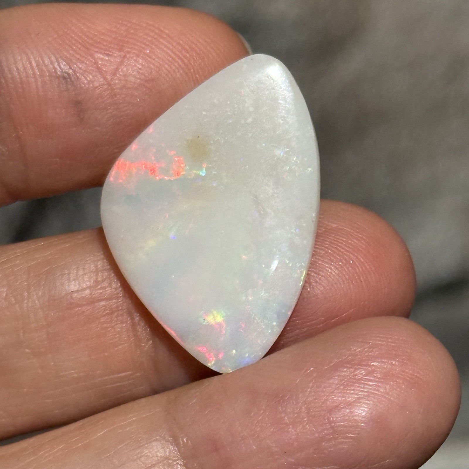 12.10ct 28c19x3.7mm Colorful White Australian Crystal Pipe Opal Cabochon Gem