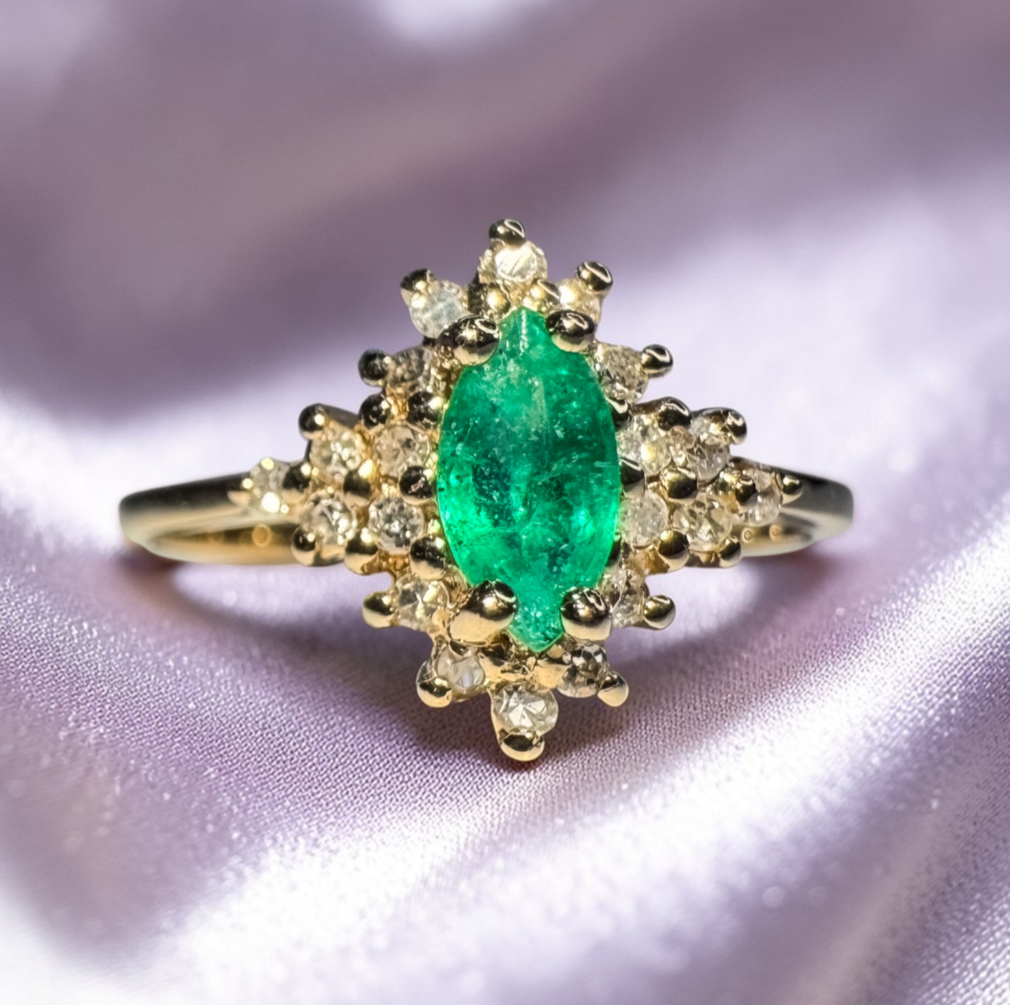 10K Gold Natural Emerald Halo Diamond Ring Vintage Marquise Cut Size 5.5 -1.6g