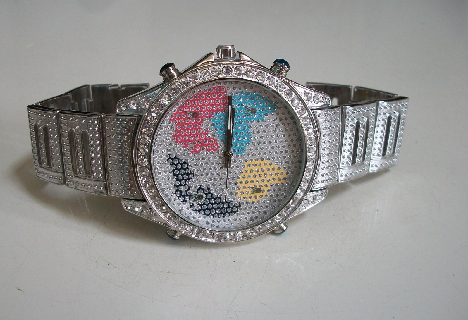 Men’s Bling Silver Finish World Map Dial Dressy Casual Fashion Wrist watch