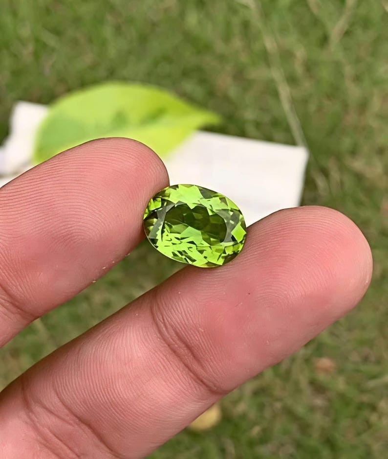 50 CT Natural Arizona Peridot OvalCut VS1 Quality Loose Gemstone 6x8mm 50 Pcs