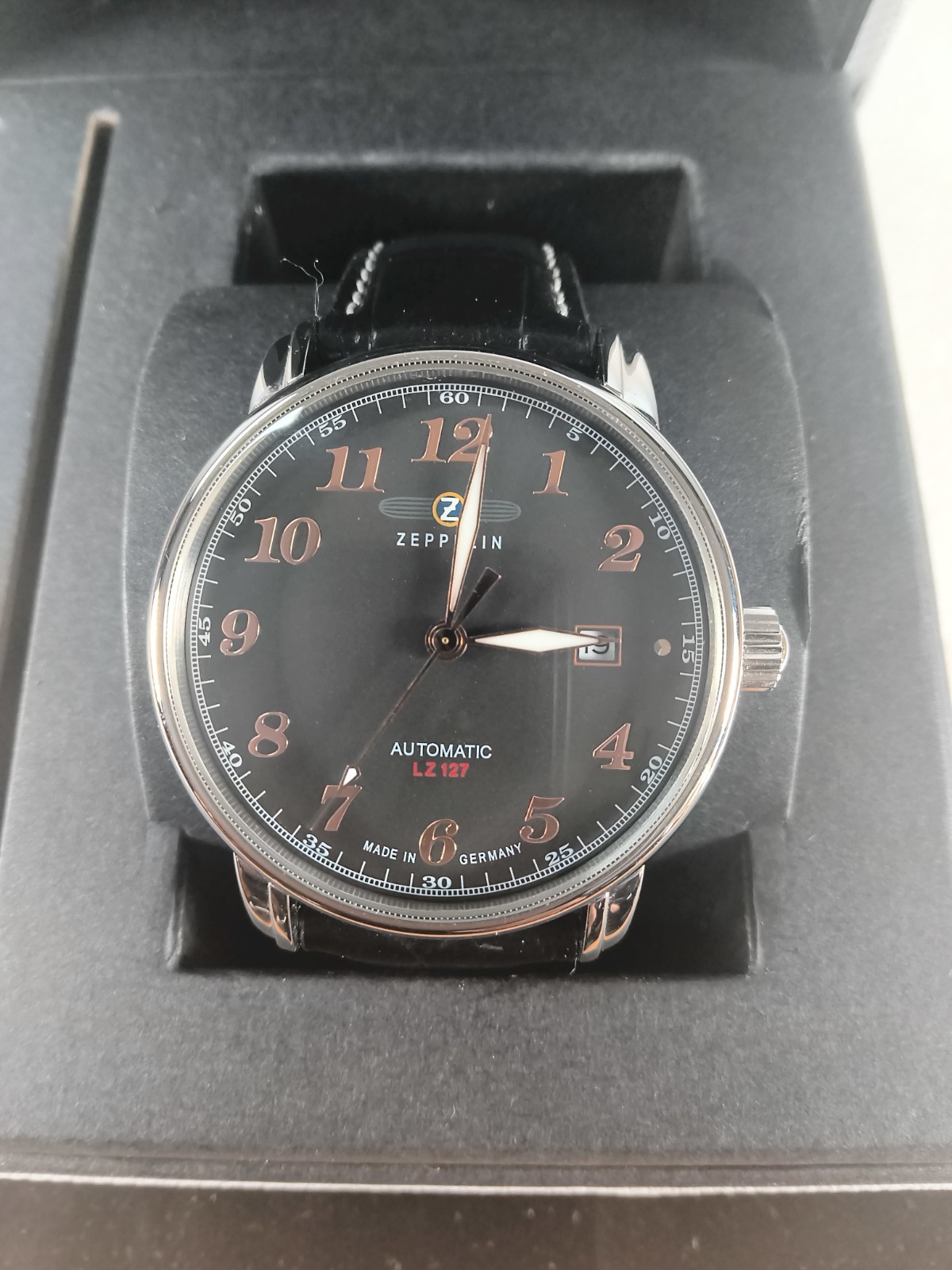 Zeppelin Men’s Watch LZ127 GRAF Automatic 7656