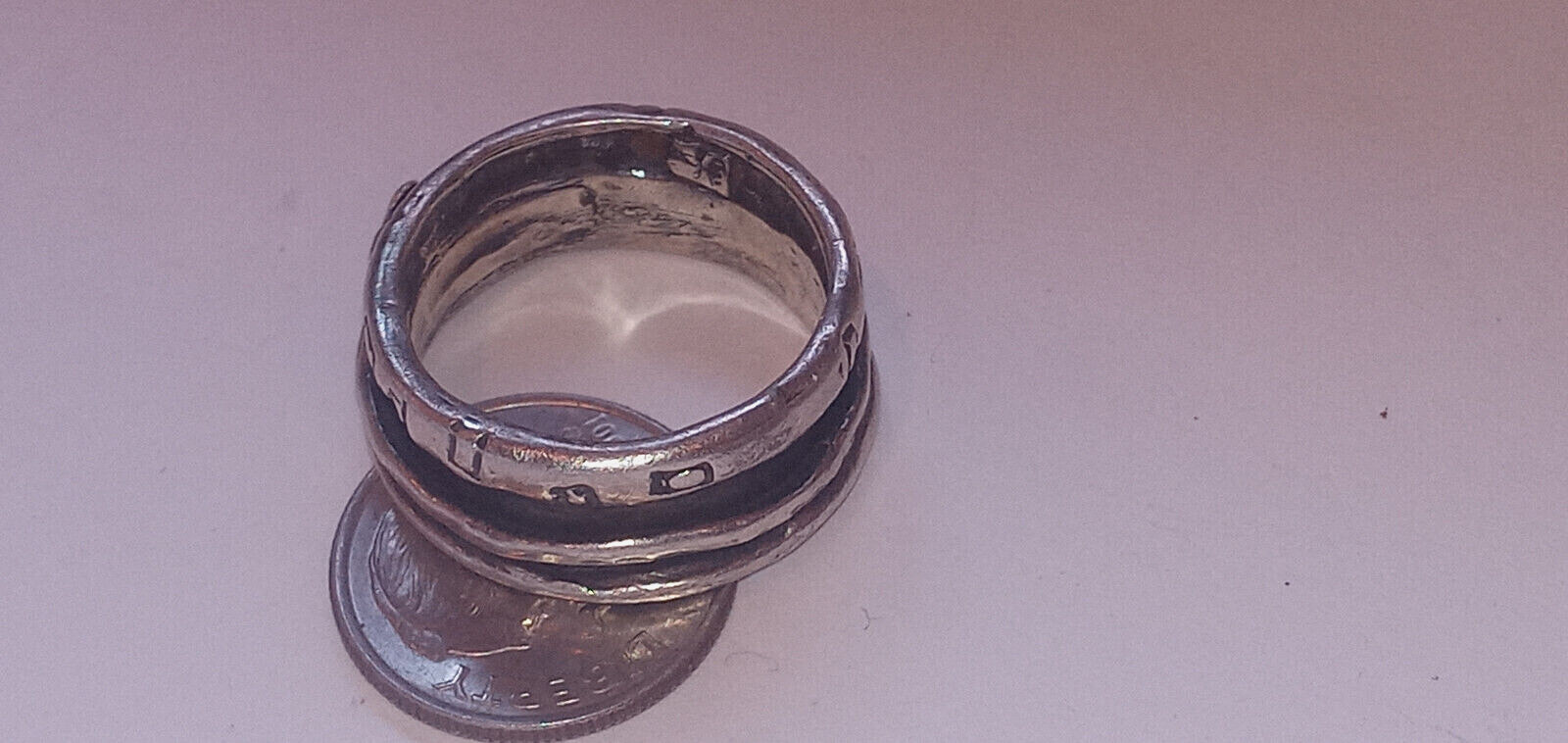 OXIDIZED 925, SINGLE FLOWER SPINNER BAND RING, 9MM SIZE 8.5, 7.5 GRAMS