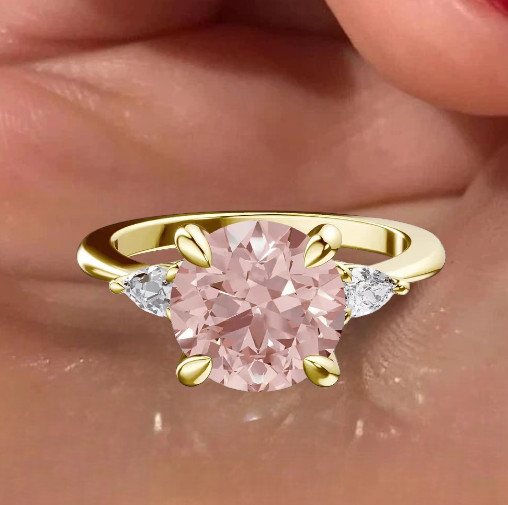Lab Grown Fancy Vivid Pink Diamond Women Ring 14K Yellow Gold 3.70 CT Round Cut