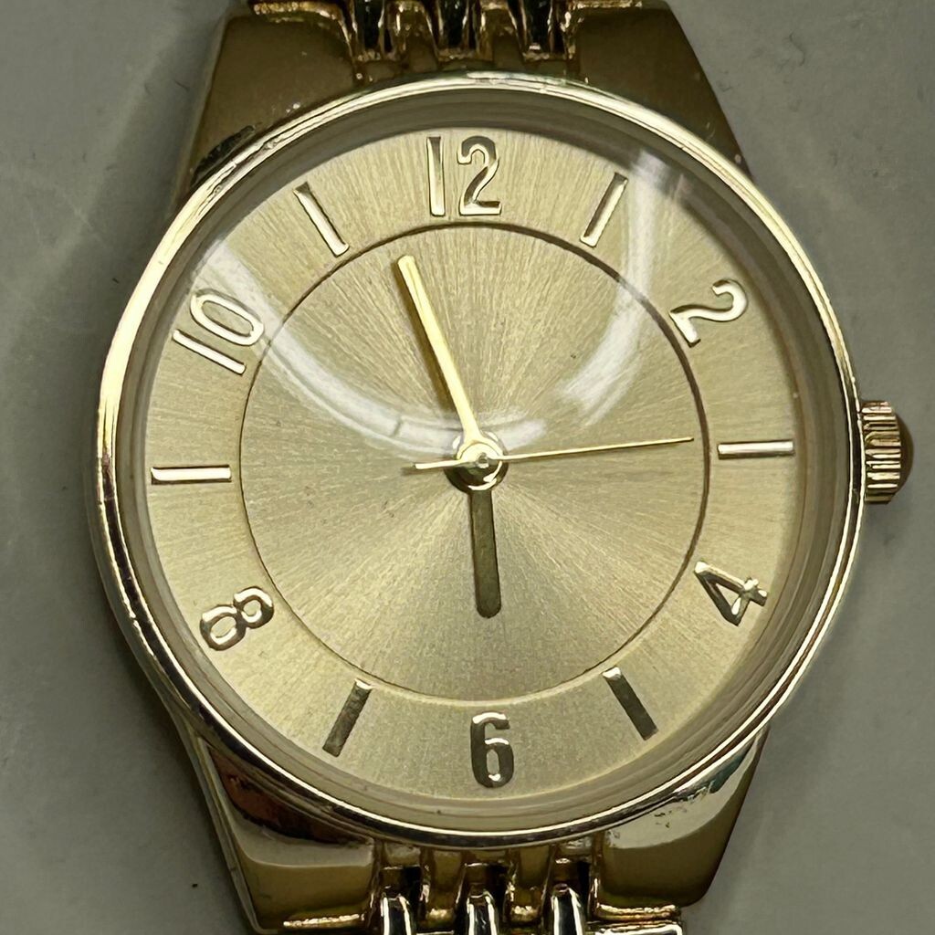 NEW Target Watch Womens Polished Gold Tone Self Adjustable Bracelet NEED BATTERY