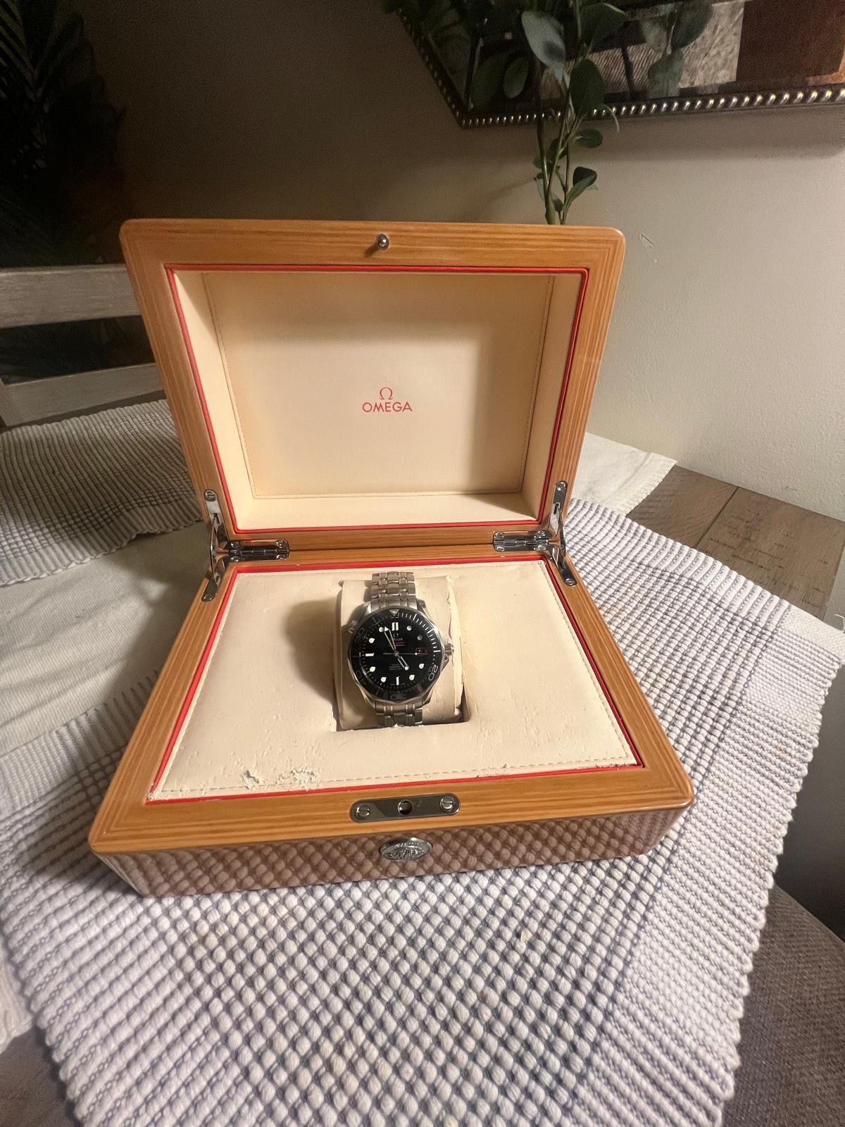 OMEGA Ω Seamaster Pro. 212.30.41.20.01.003 Automatic