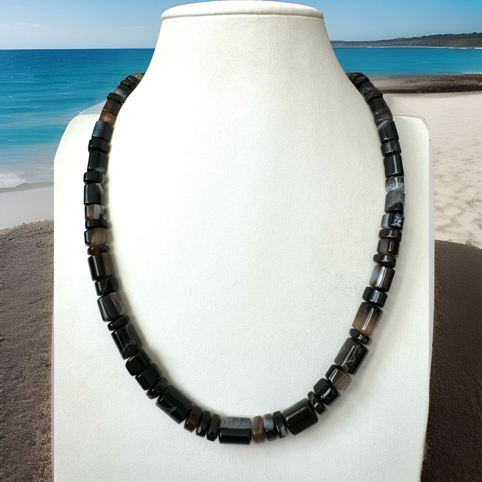 Stunning natural unique shape black and white Akate stone handmade necklace 61gm