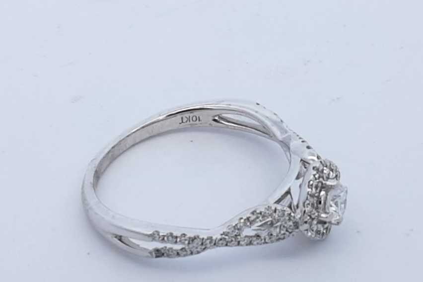 0.27cttw Diamond Ring In 10k White Gold 2.1 Grams Size 7 Eb0426lxzde