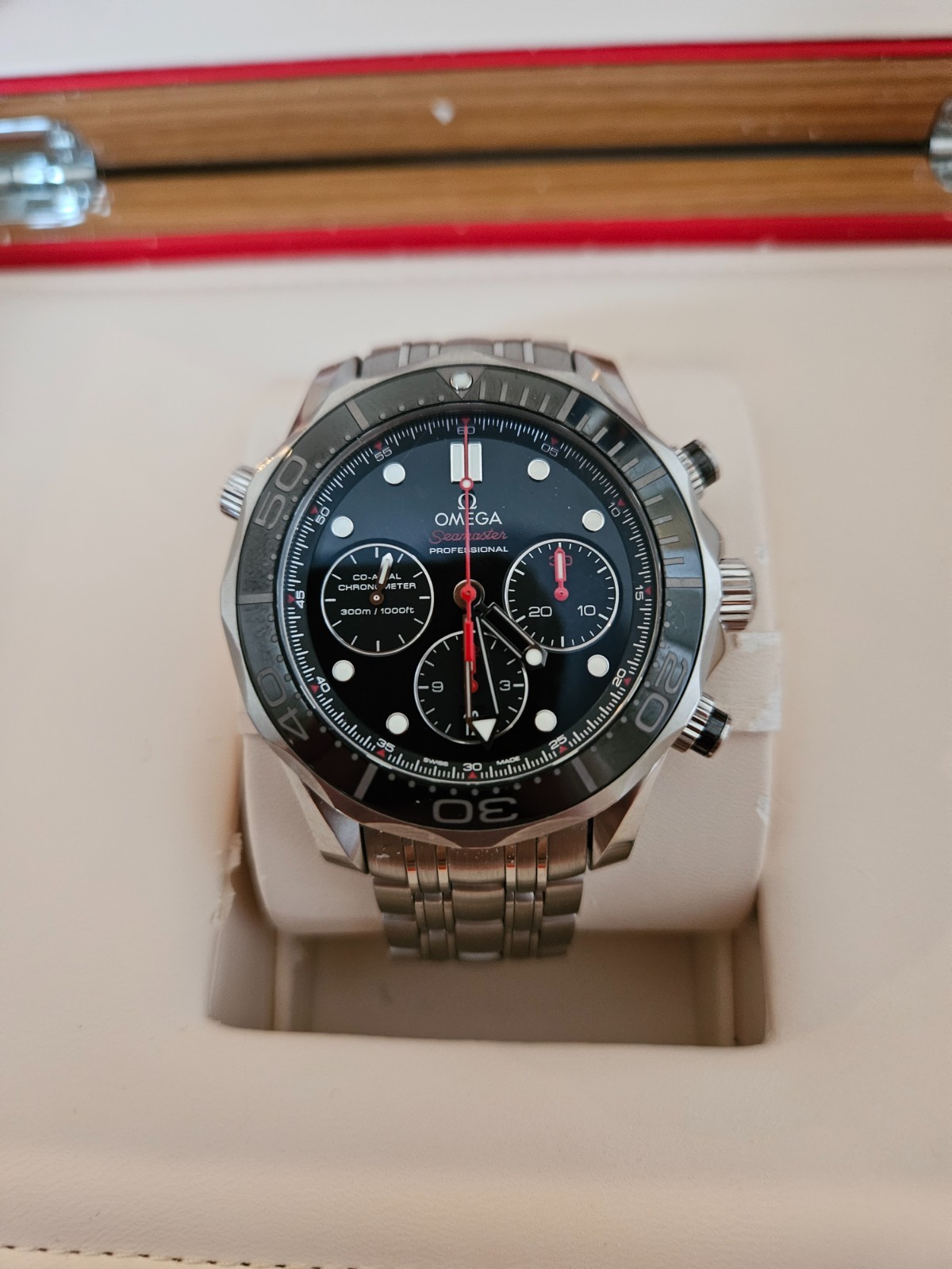 OMEGA Seamaster Diver 300M Chronograph 212.30.44.52.01.001 44mm | Box & Warranty