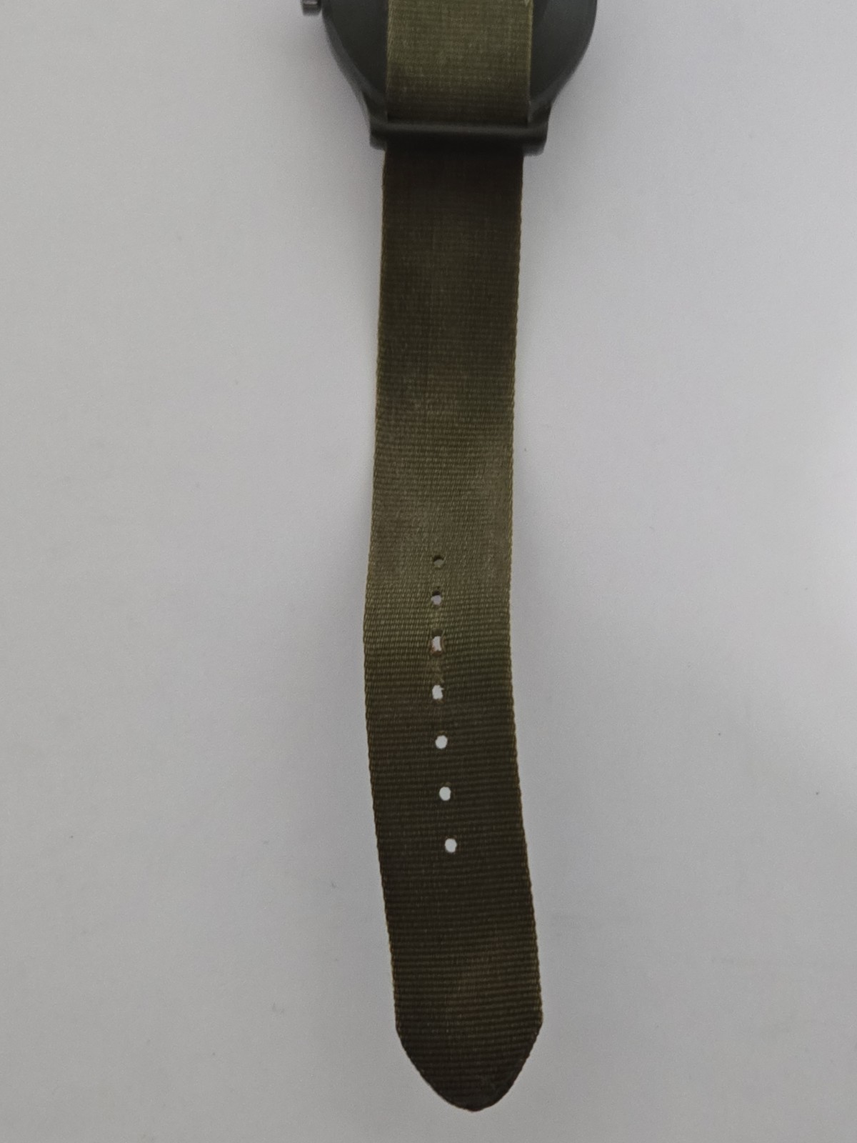Vintage 90s Timex OD Green 34mm “MacGyver” Camper 24-Hour Quartz Field Watch