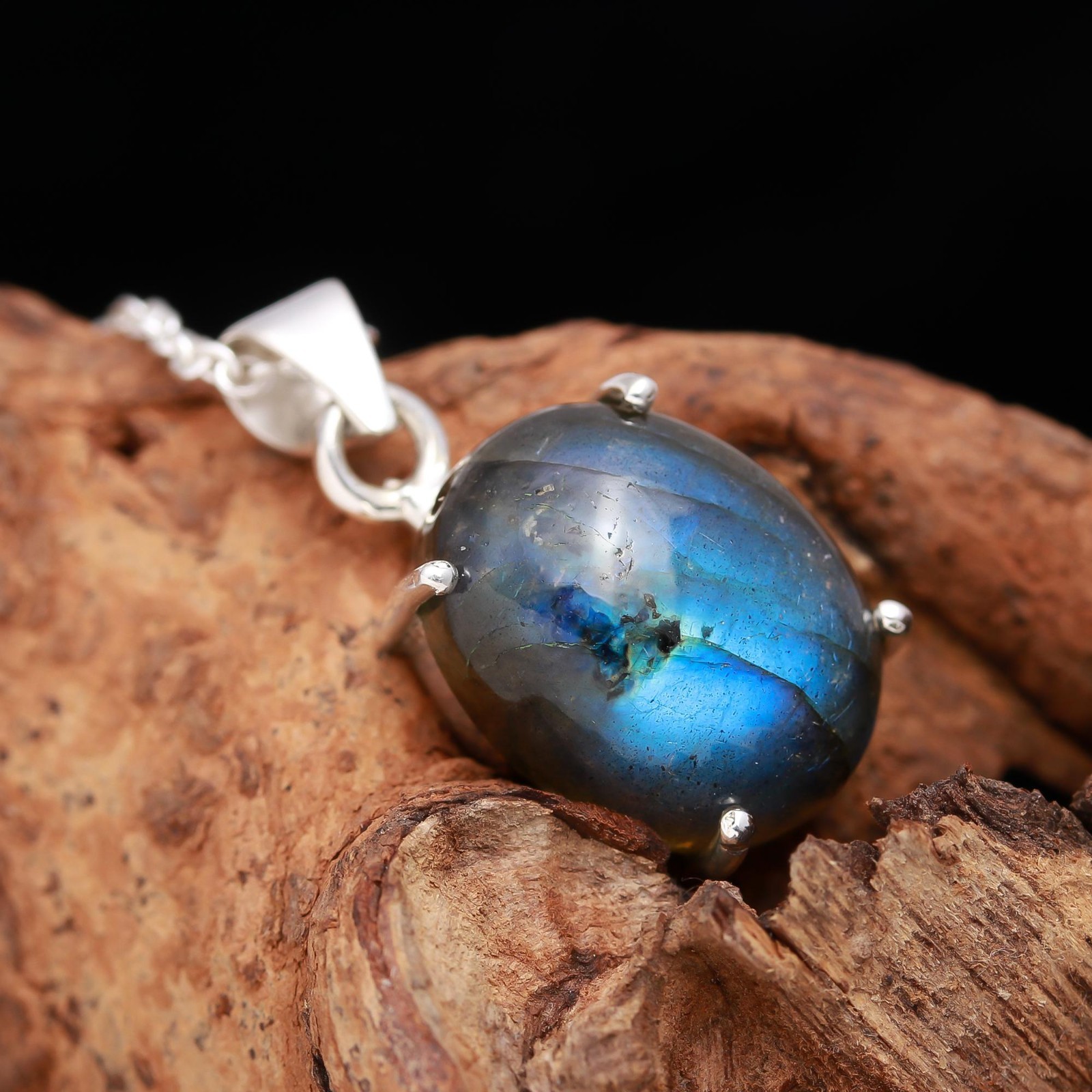 Natural Labradorite Oval Chain Necklace 925 Sterling Silver Minimalist Jewelry