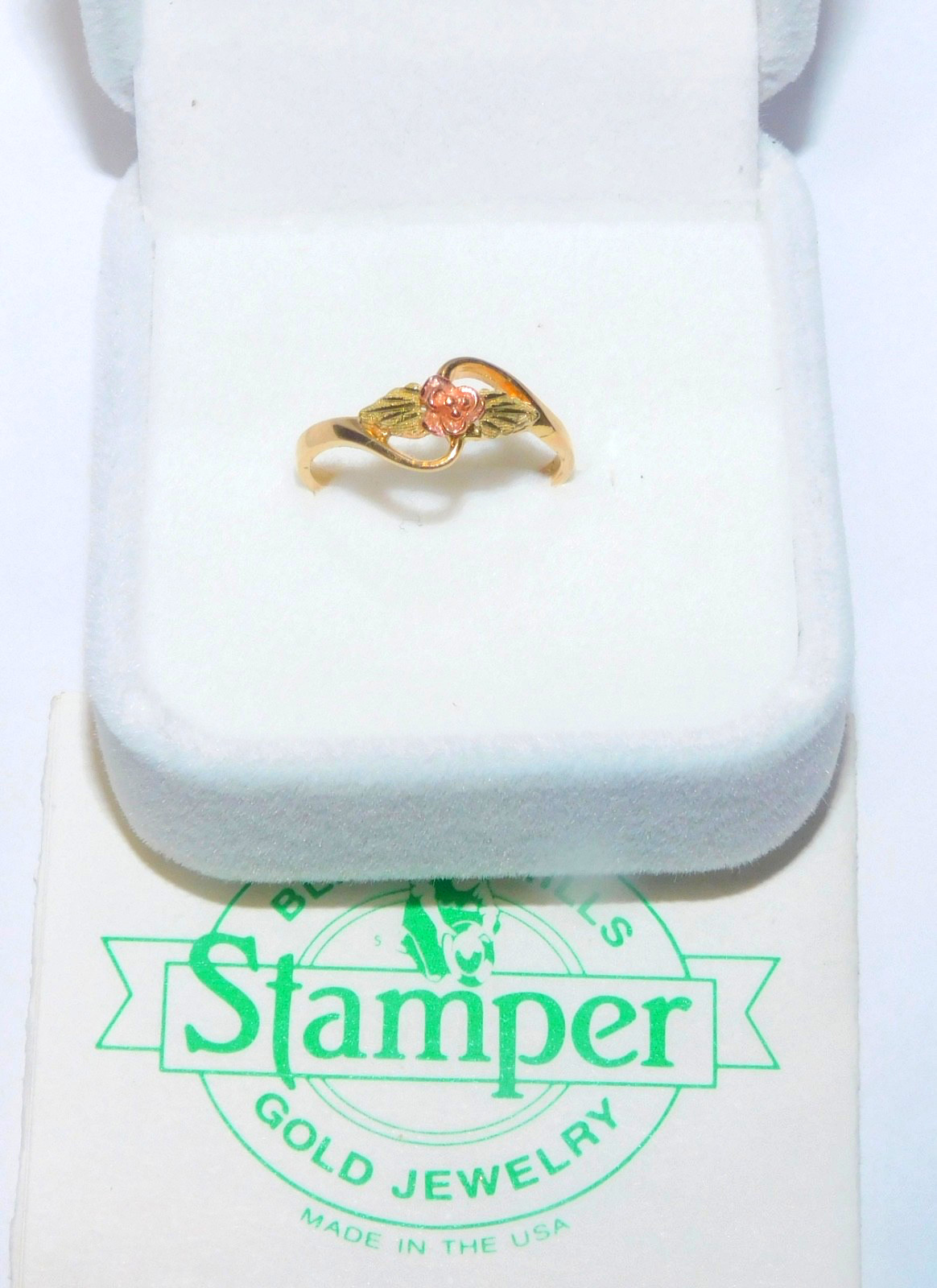 Black Hills Gold 10k Stamper Rose Leaf Ring Size 6