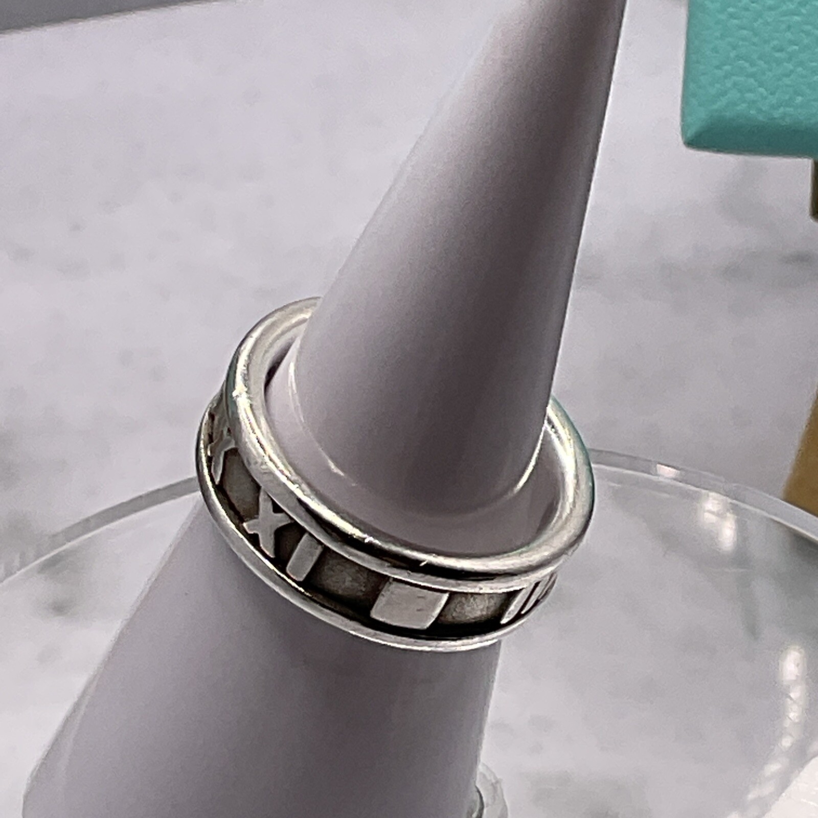 Tiffany & Co. 925 Atlas Ring. UK: K US: 5, U:50 .boxed & Pouch. 6.2mm Band.