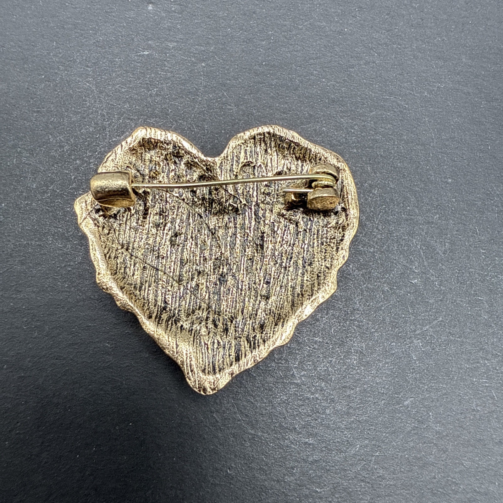 Rhinestone Pearl Heart Brooch Pin J26