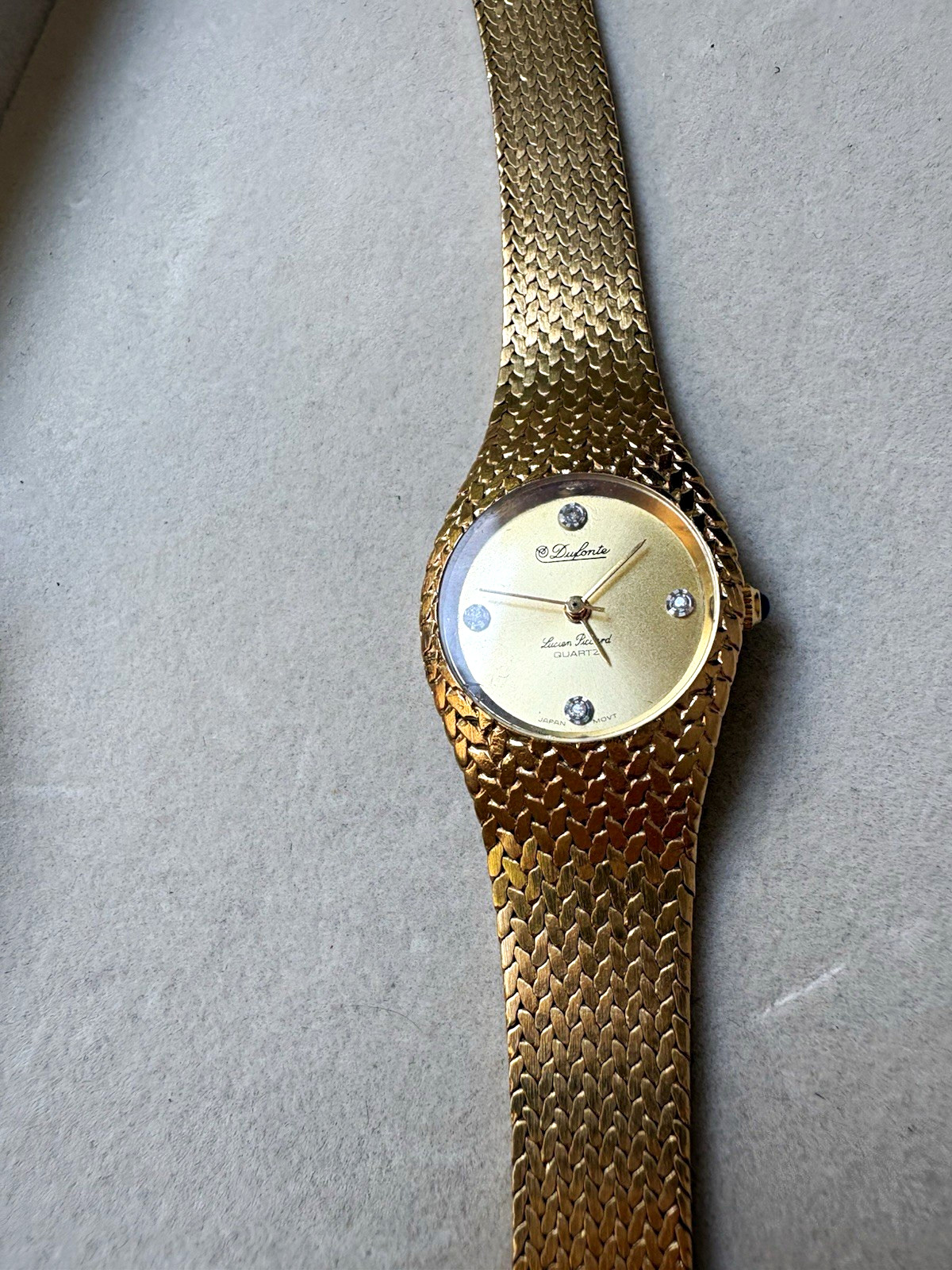 Vintage Dufonte Lucien Piccard Gold Mesh Bracelet Quartz Watch has new battery