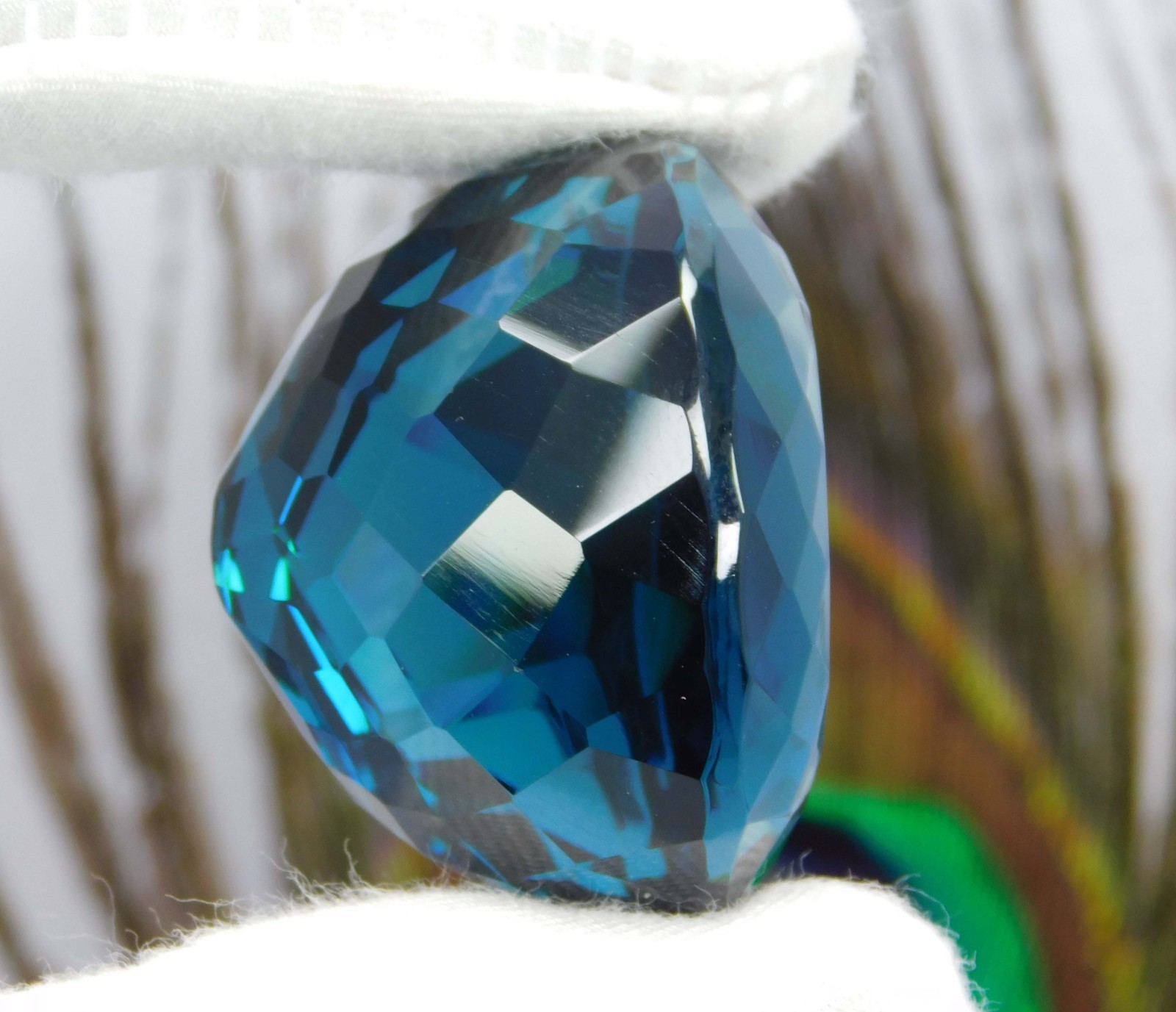 CERTIFIED 128.90 Ct Natural Kenya Blue Tsavorite Garnet Oval Cut Gemstone