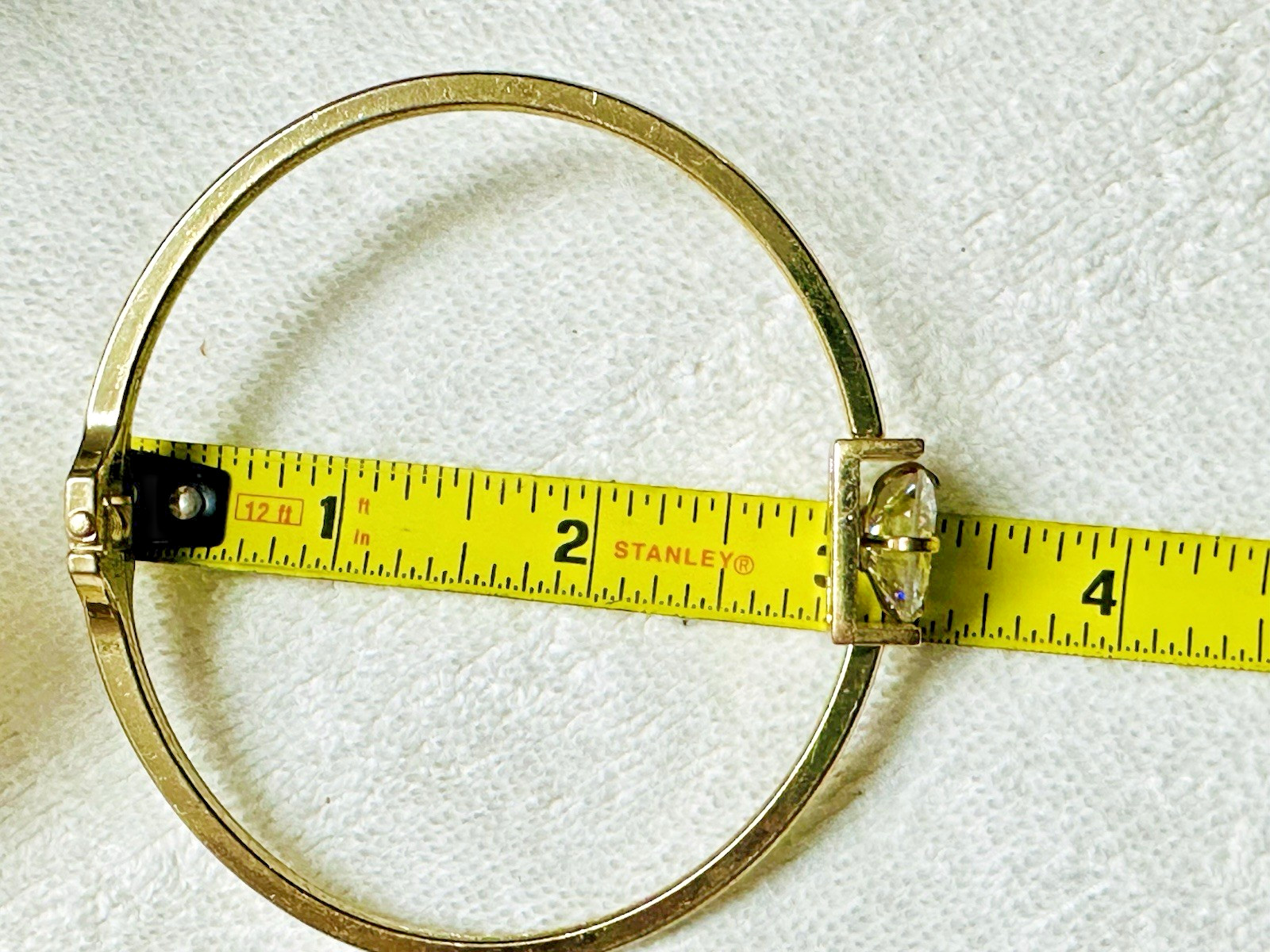 Gold Tone Clamp Bangle Bracelet Huge Rhinestone Focal b183