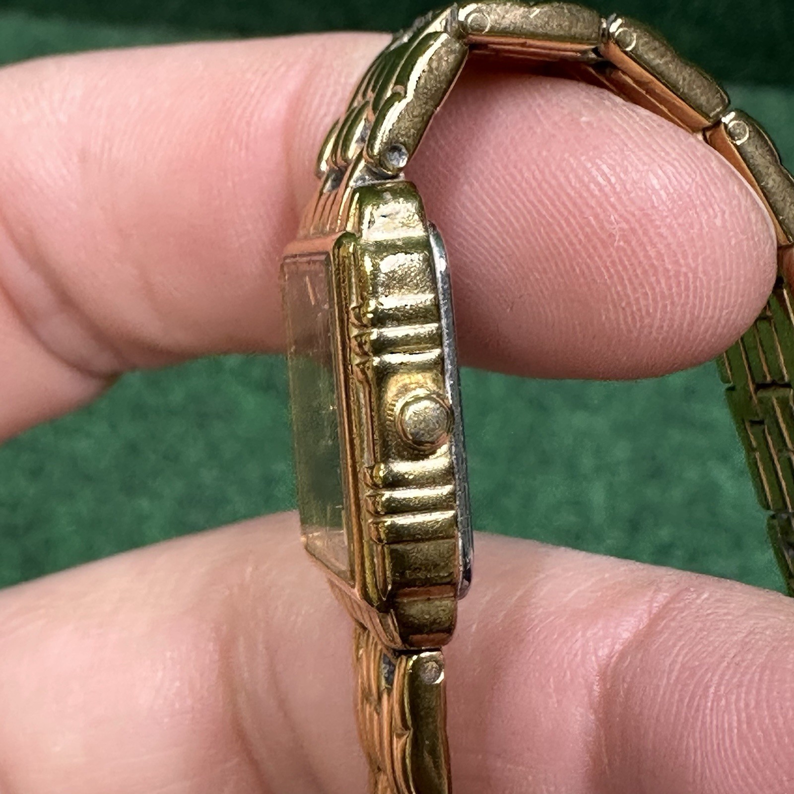 Vintage BULOVA Tank T8 Quartz NOT RUNNING