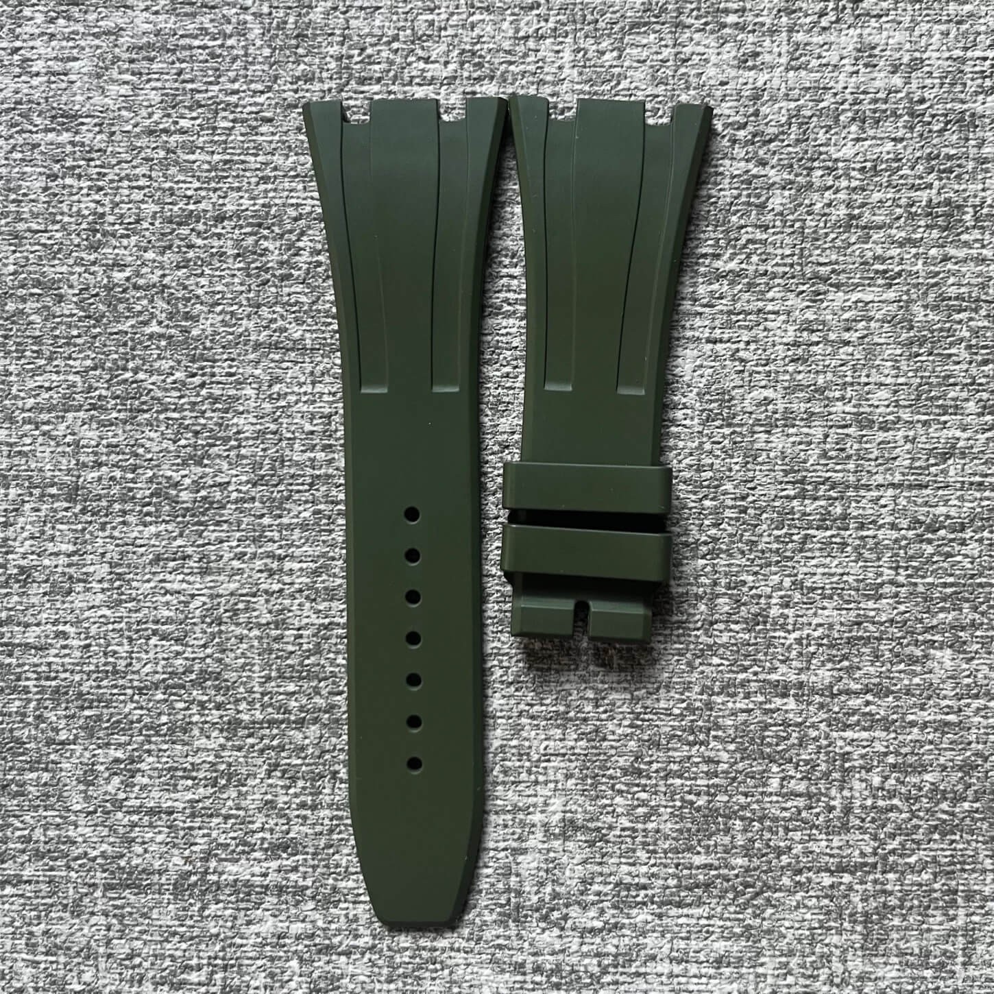 Replacement Rubber Watch Strap Fits AP Royal Oak 41 mm 26mm x 18mm Band