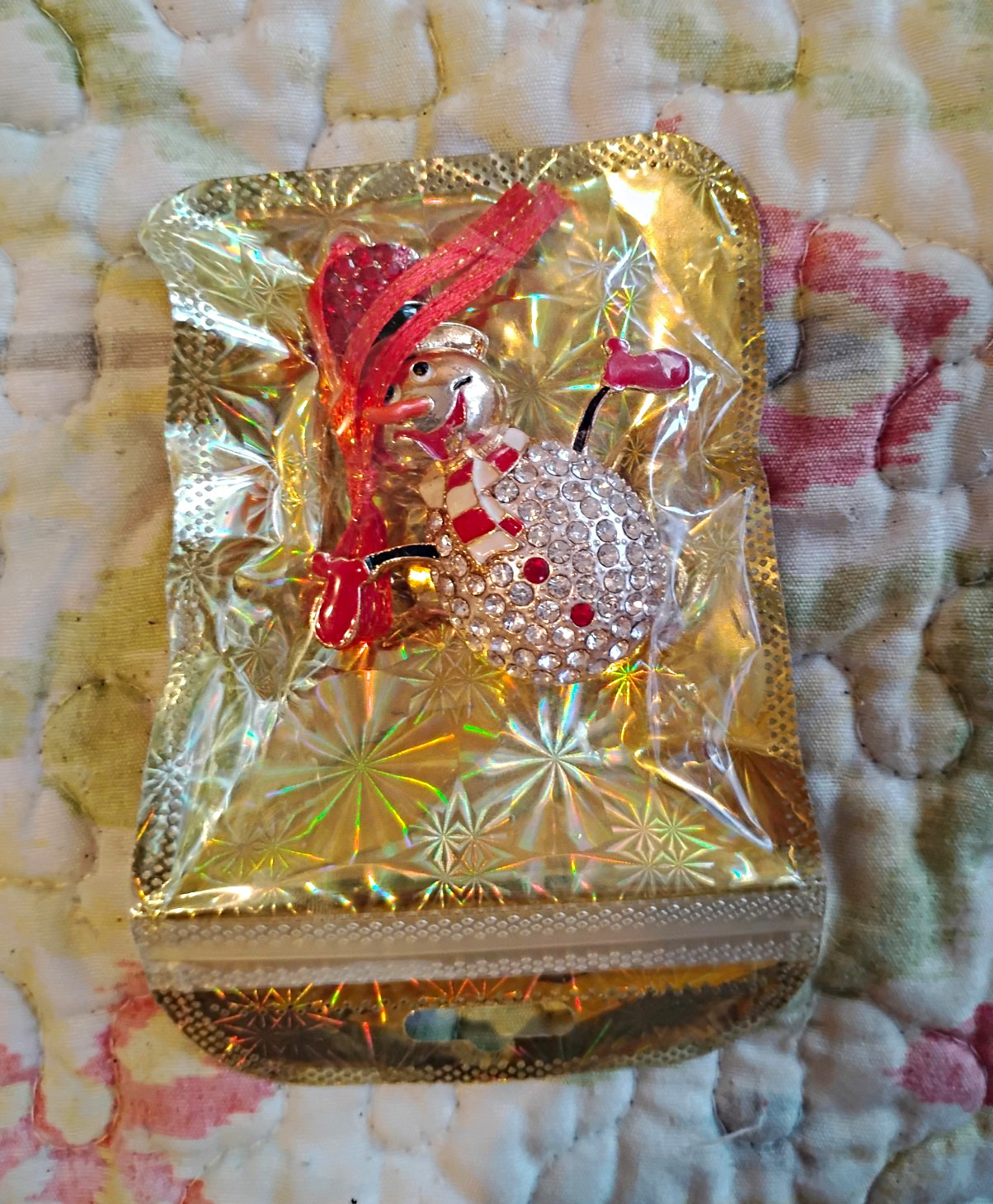 Christmas Reindeer Brooch Pin Gold Tone Cluster Round Rhinestone Ornament