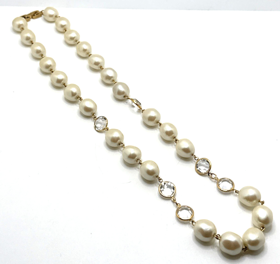 Vintage 80s GIVENCHY Bijoux Faux Baroque Pearl Clear Crystal Bezel Necklace 24″
