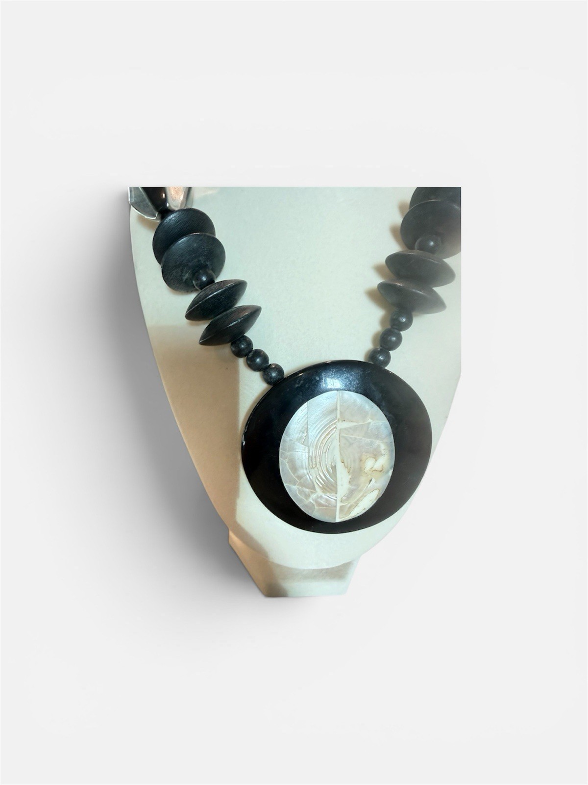 Black Ball Bead Necklace, Round White Stone Bezel Pendant, Adjustable, Boho